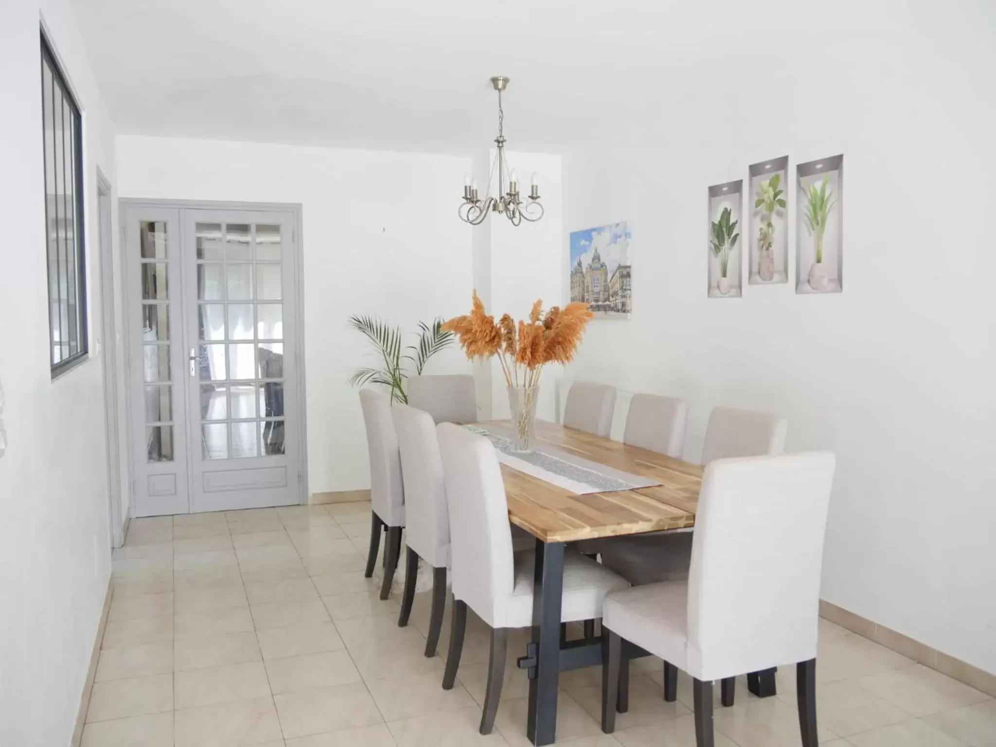 Dining Area in Private ROOM