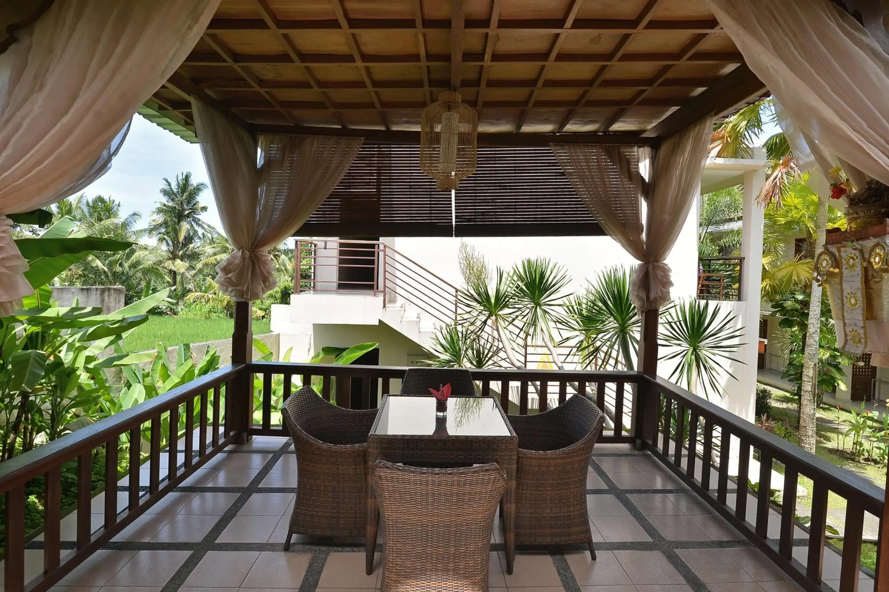 Restaurant/places to eat, Balcony/Terrace in Pertiwi Bisma 1