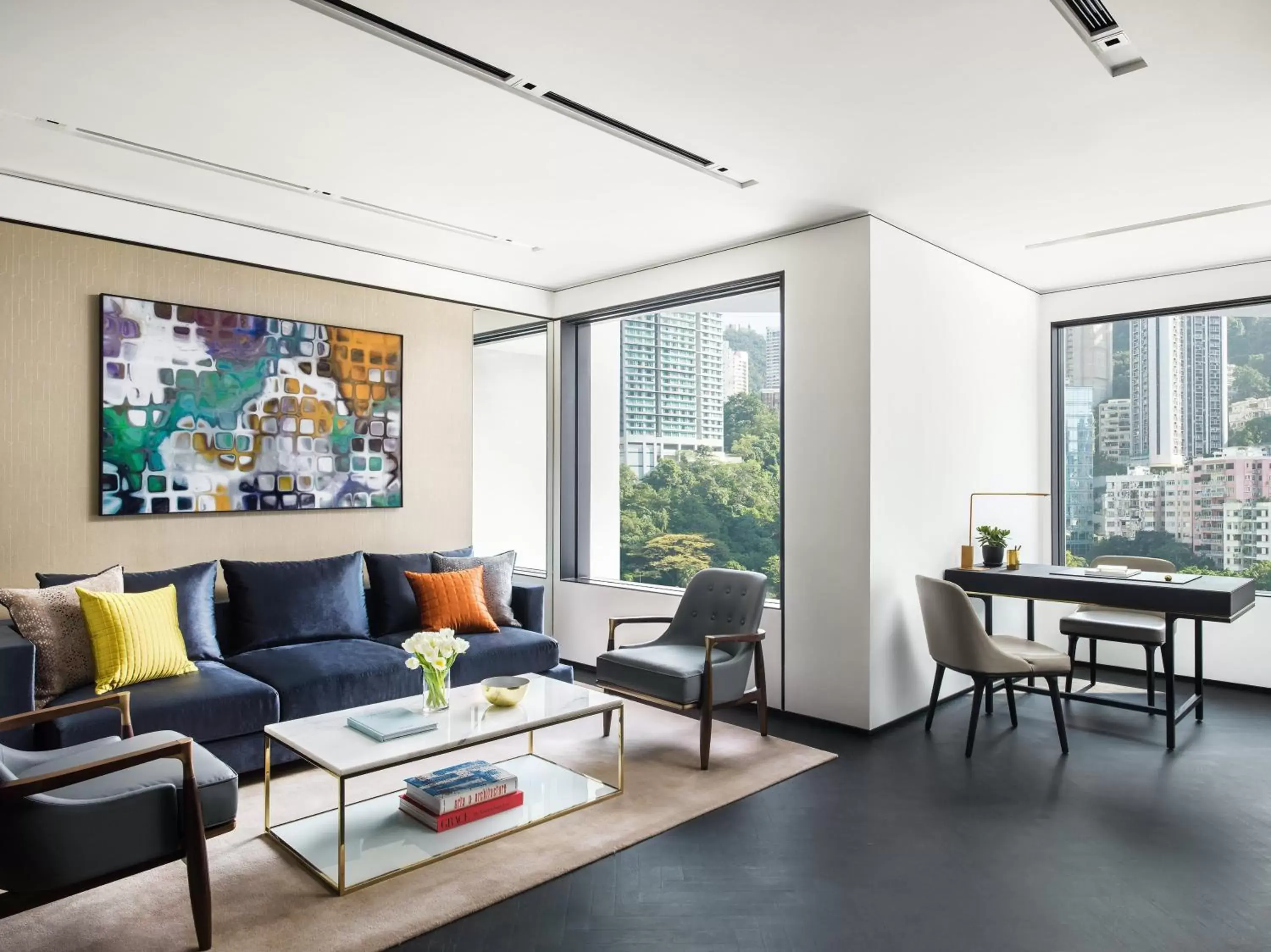 Photo of the whole room, Seating Area in The Murray, Hong Kong, a Niccolo Hotel