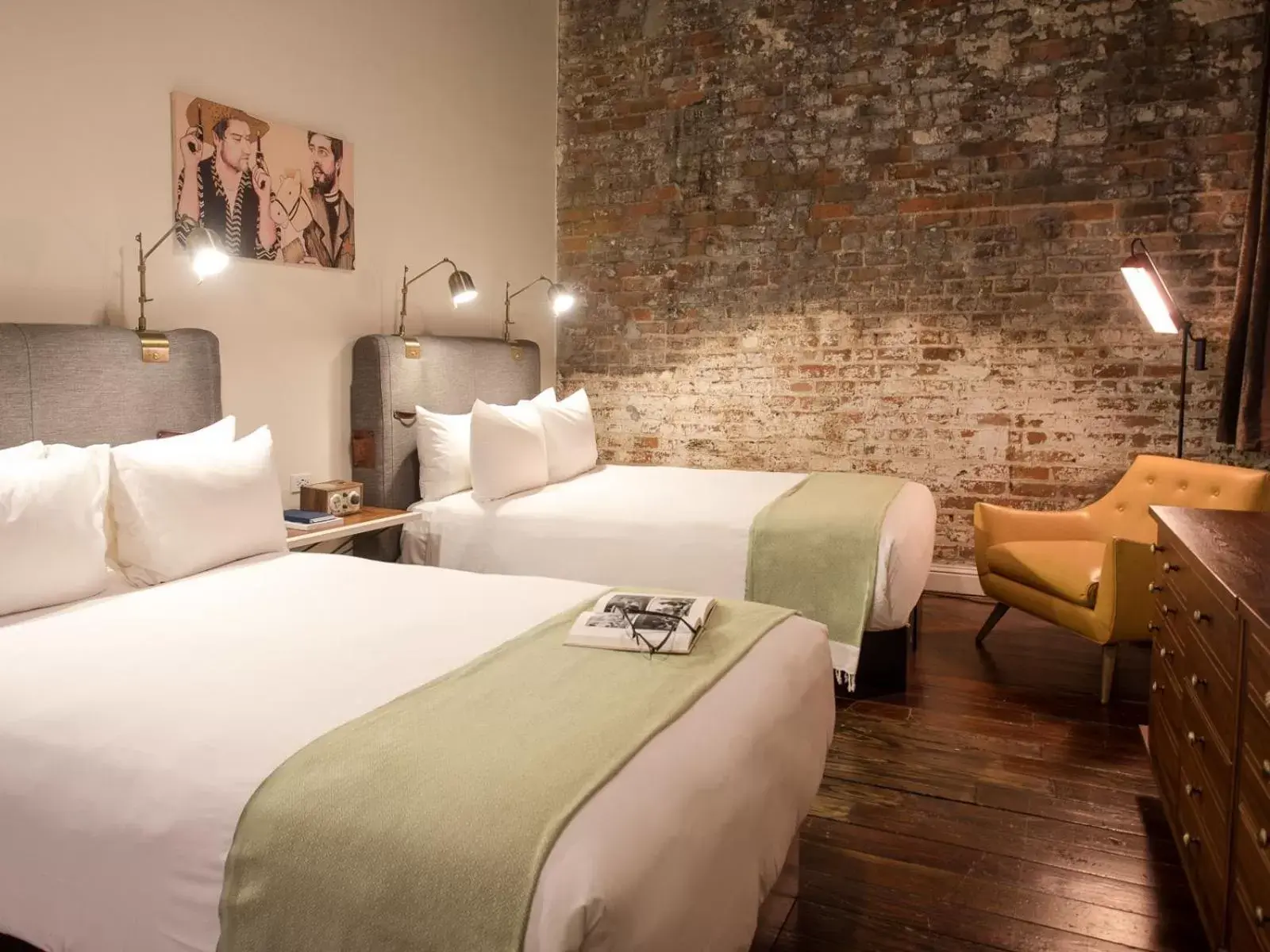 Bed in The Old No. 77 Hotel & Chandlery