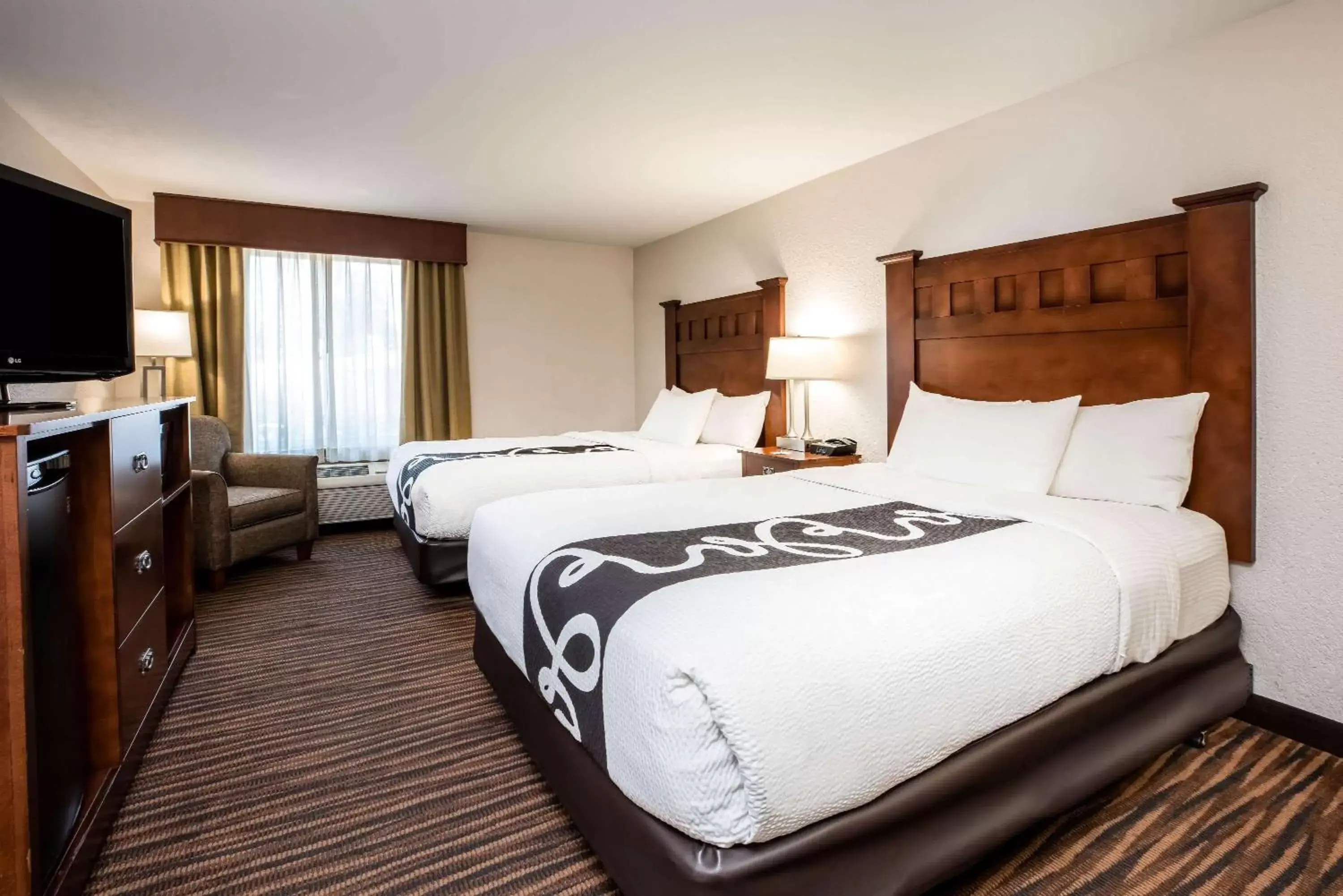 Photo of the whole room, Bed in La Quinta Inn by Wyndham Bend Photo of the whole room, Bed in La Quinta Inn by Wyndham Bend