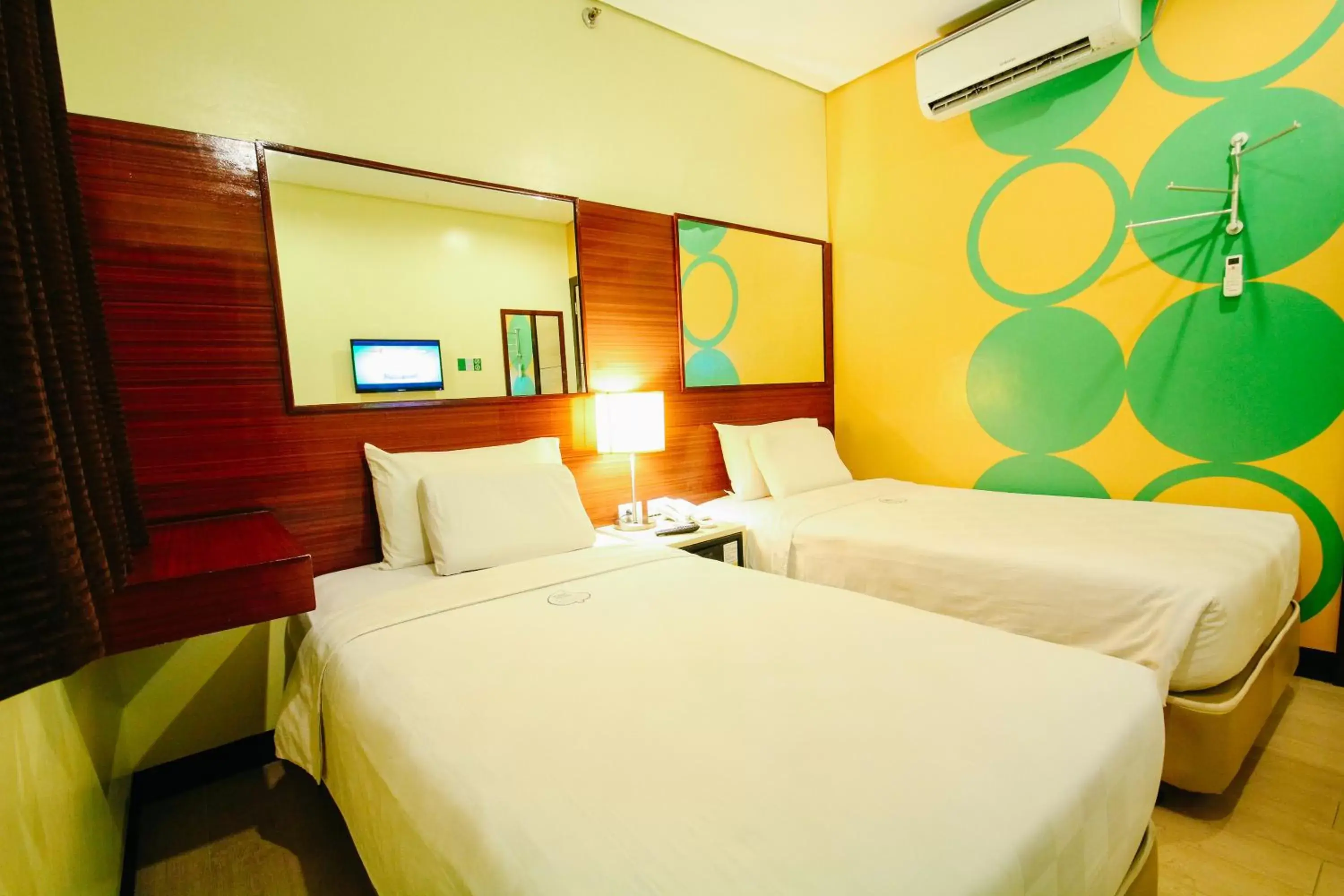 Bed in Go Hotels Tacloban