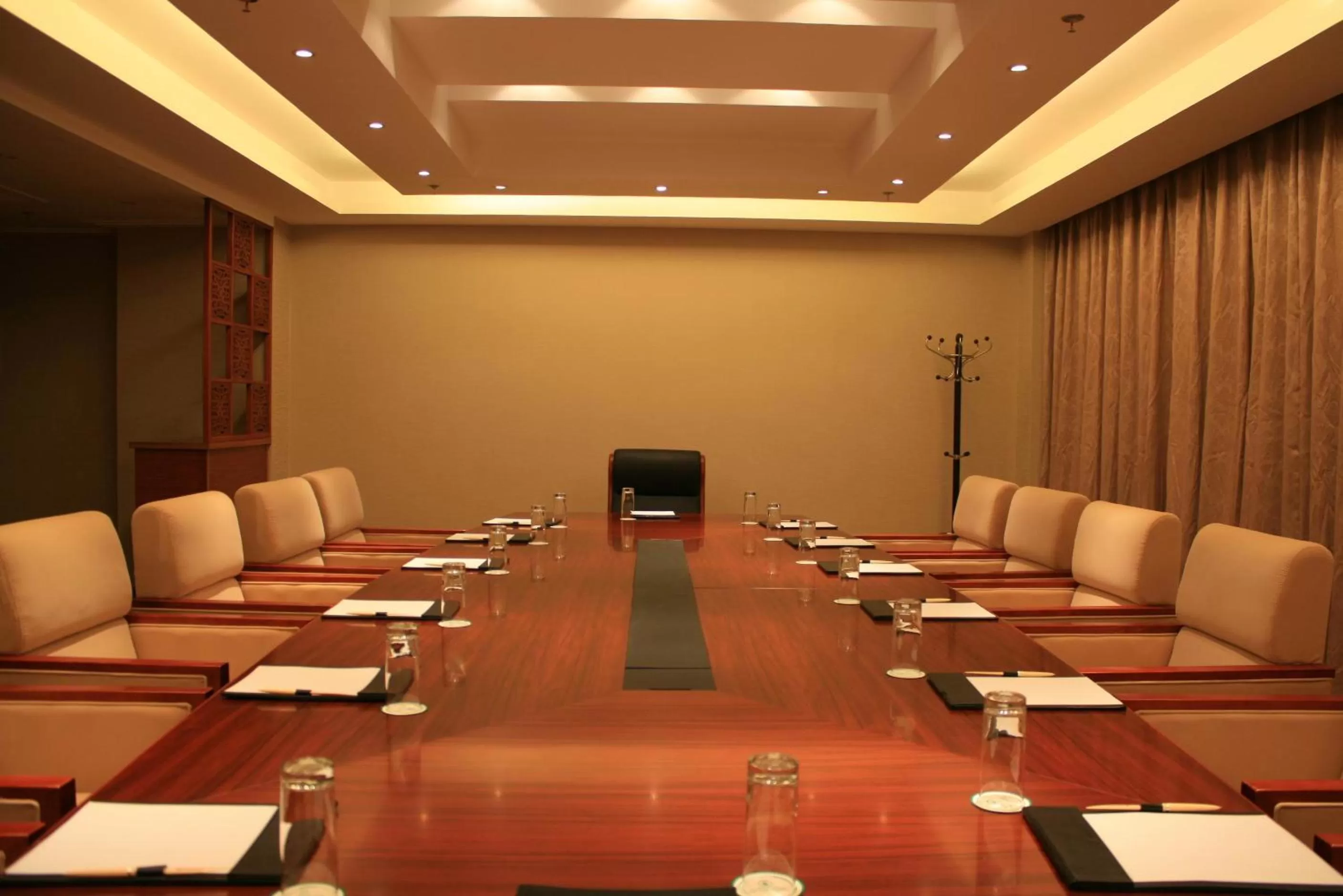 Business facilities in Sogecoa Golden Peacock