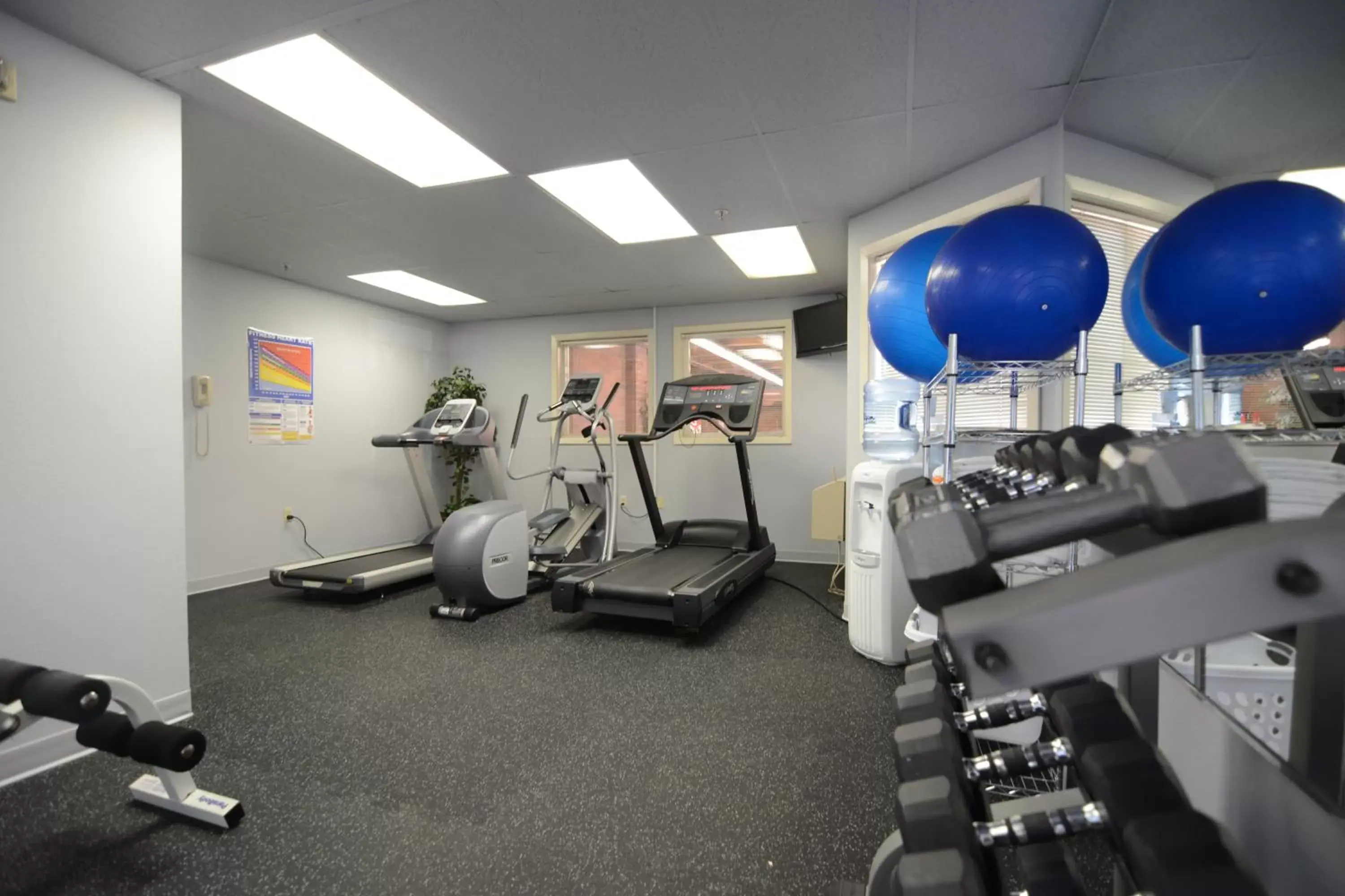 Fitness centre/facilities, Fitness Center/Facilities in Century Hotel