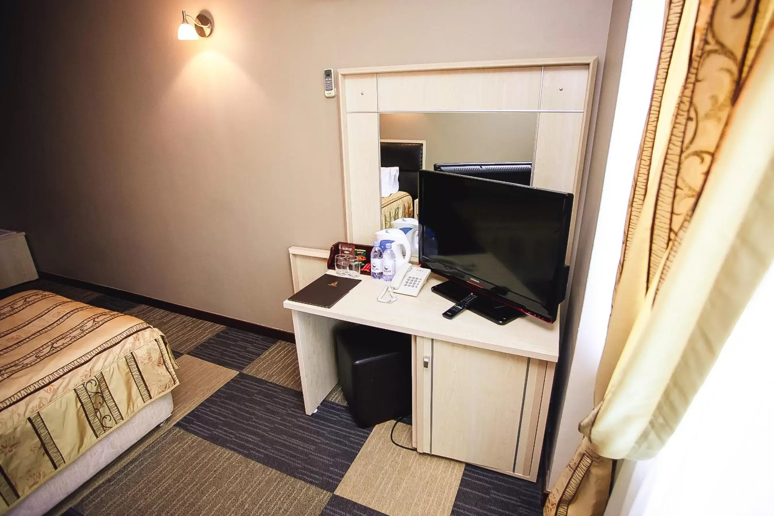 Single Room with Sea View in Aktau Hotel Single Room with Sea View in Aktau Hotel
