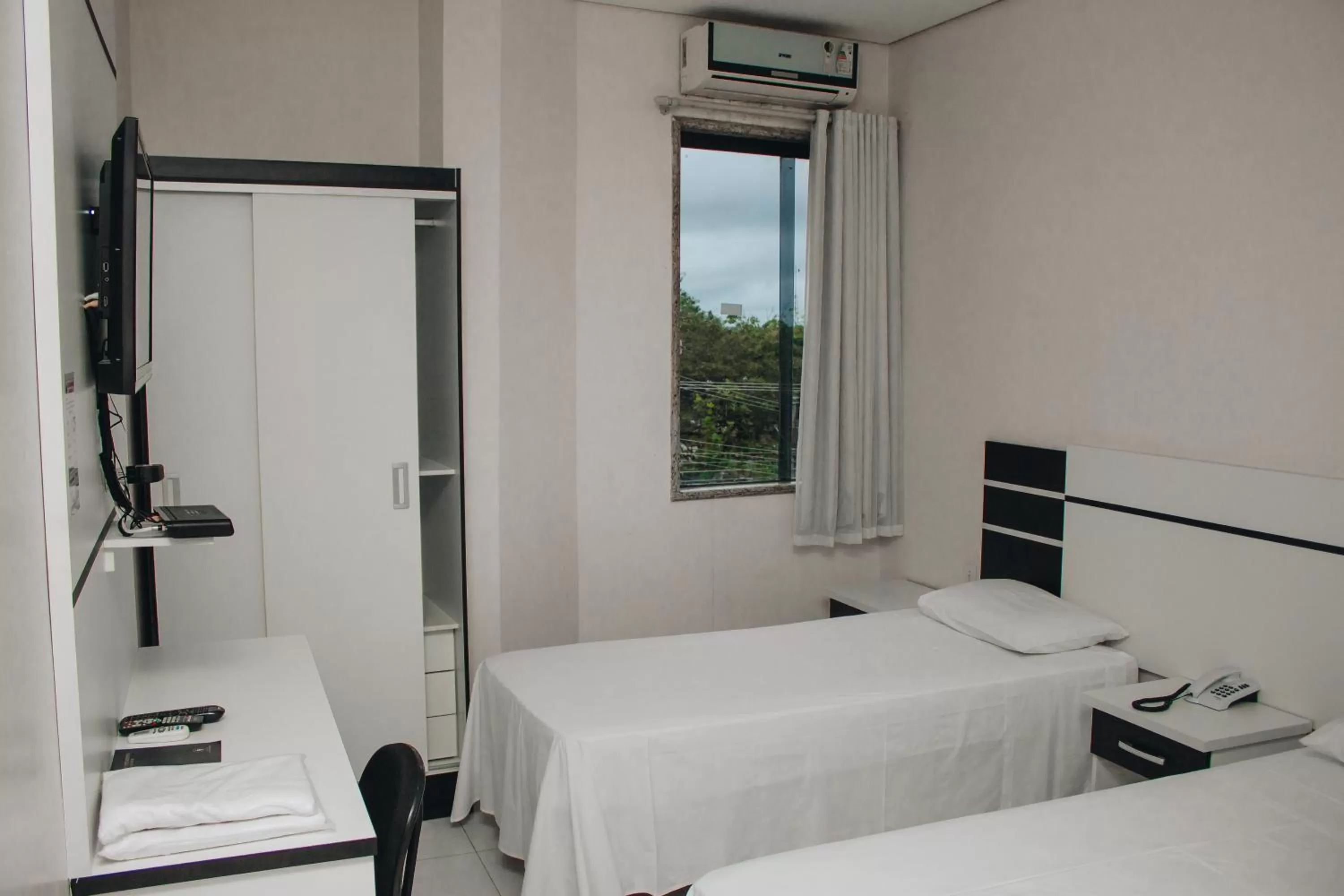 Bed in Samir Hotel Business