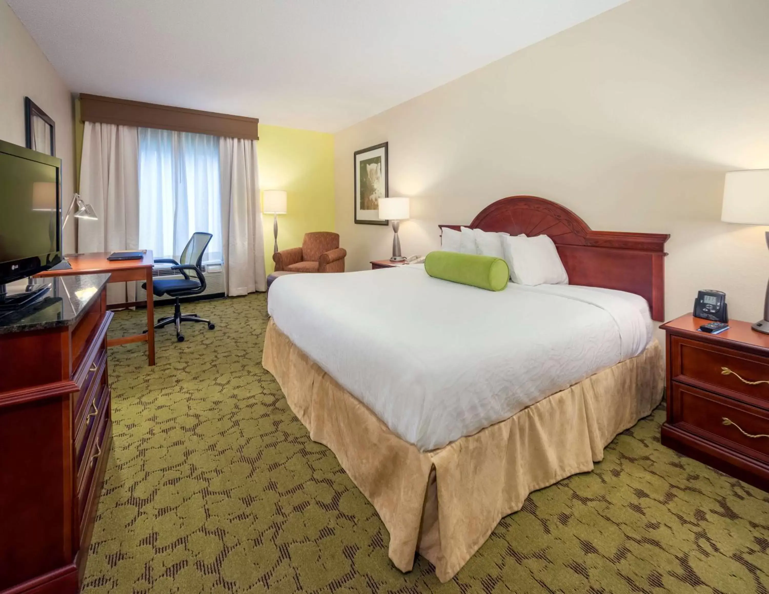 Bed in Hilton Garden Inn Montgomery East