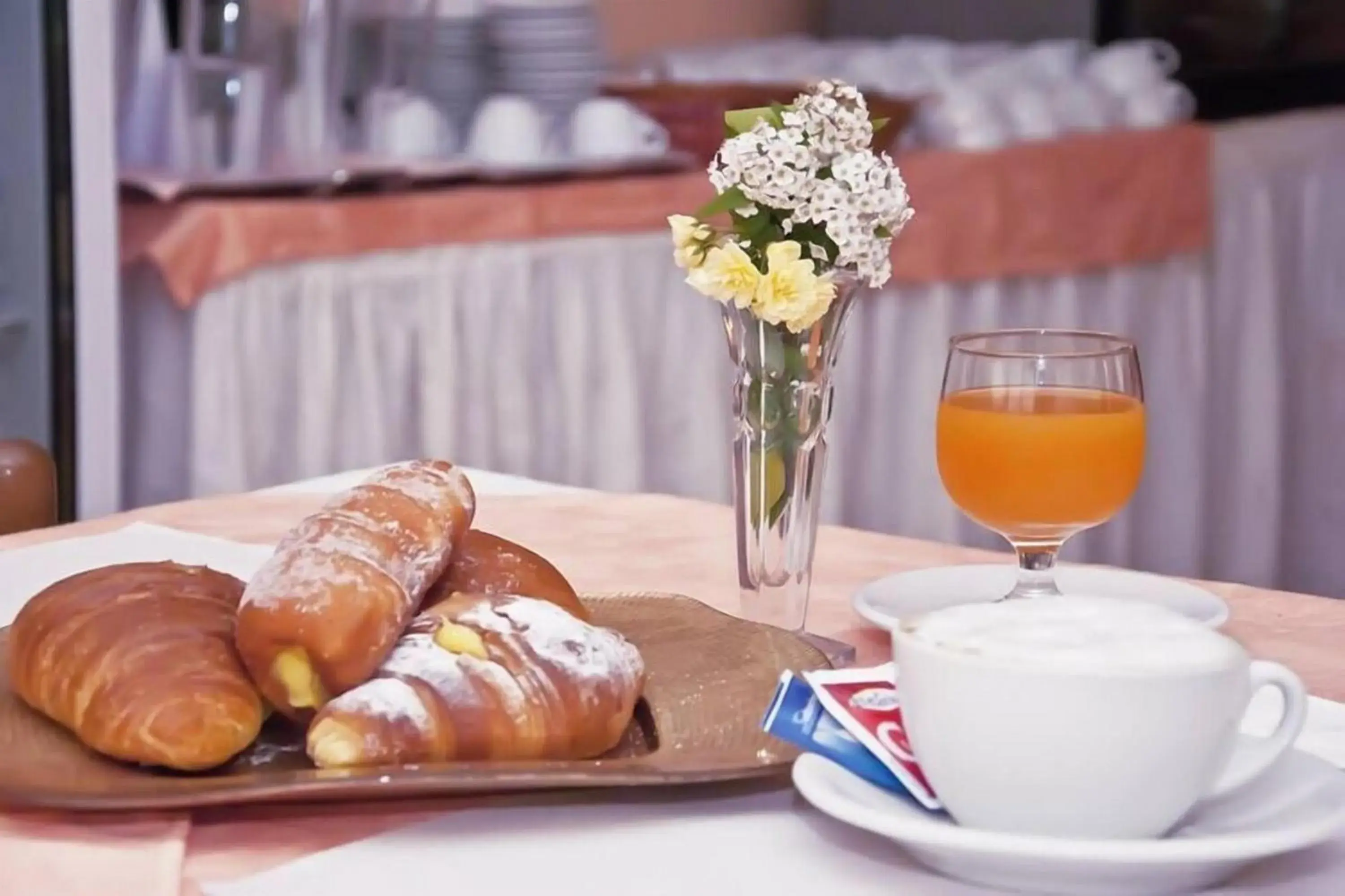 Breakfast in Hotel Staccoli