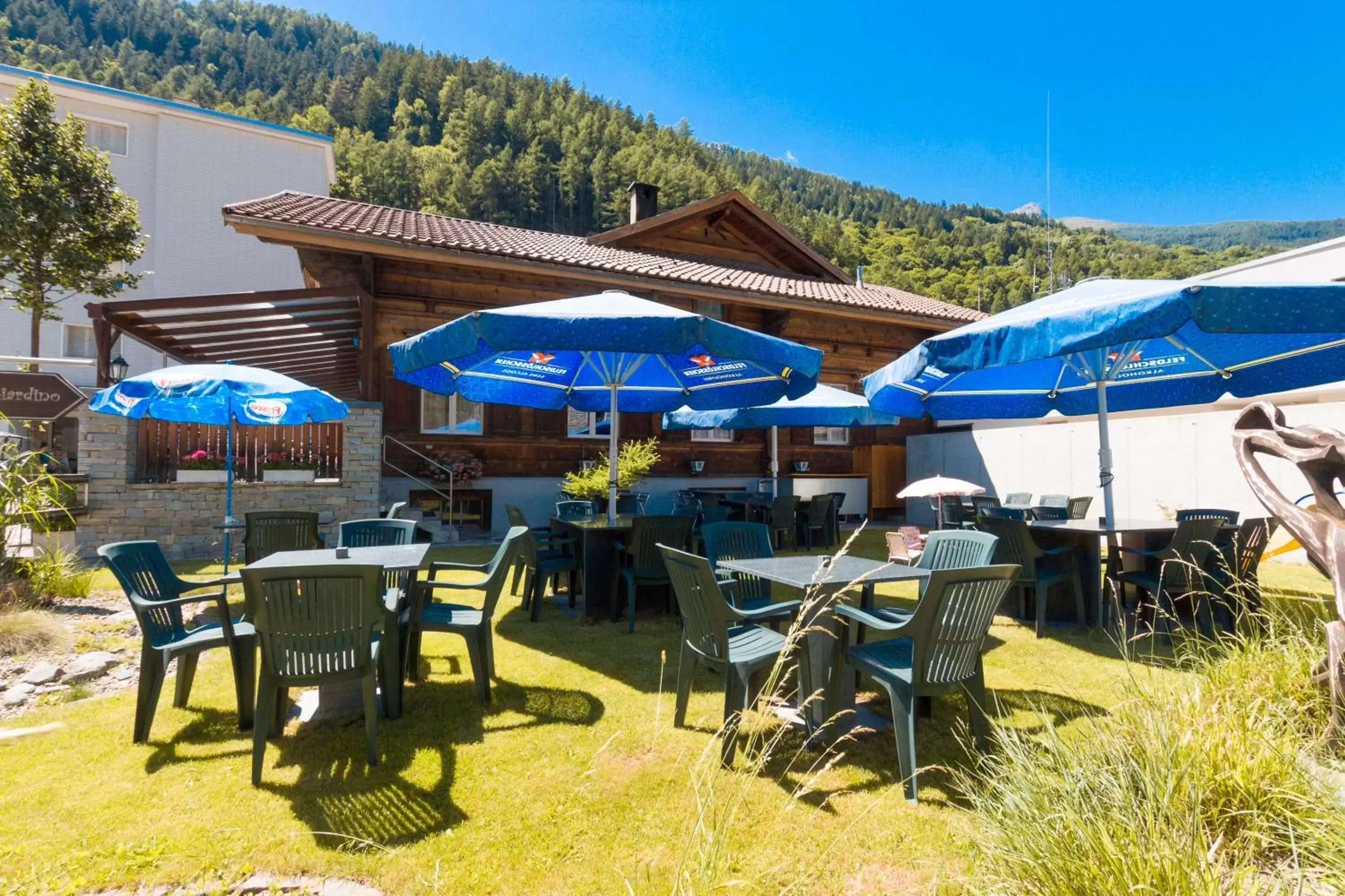 Restaurant/Places to Eat in Ristorante Pensione Chalet Stazione