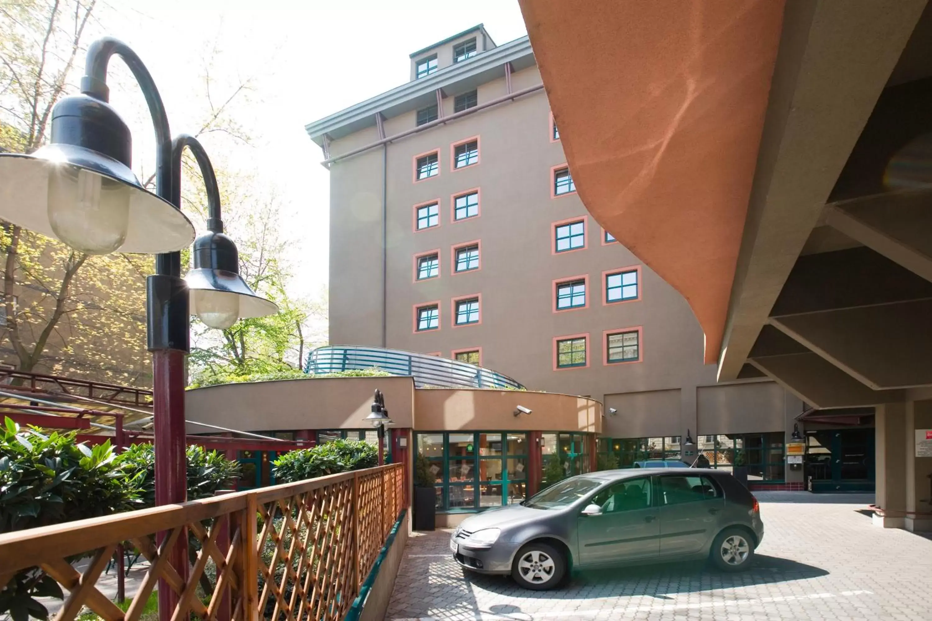 Property Building in Ibis Budapest Heroes Square