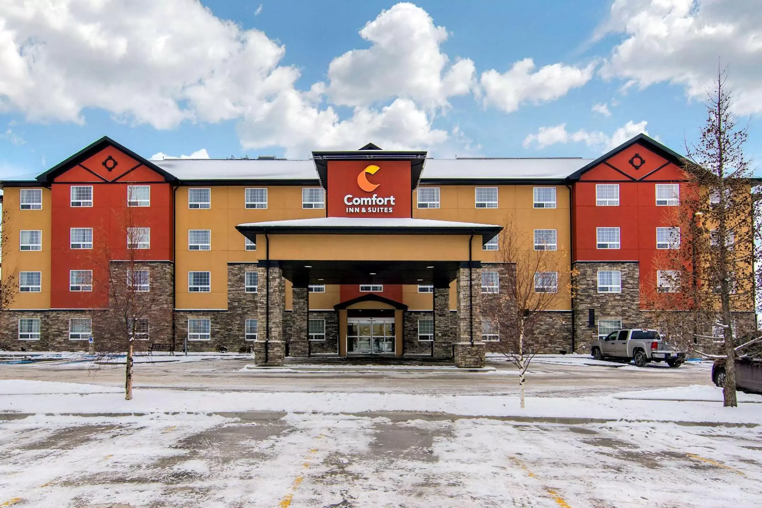 Property building in Comfort Inn & Suites Red Deer