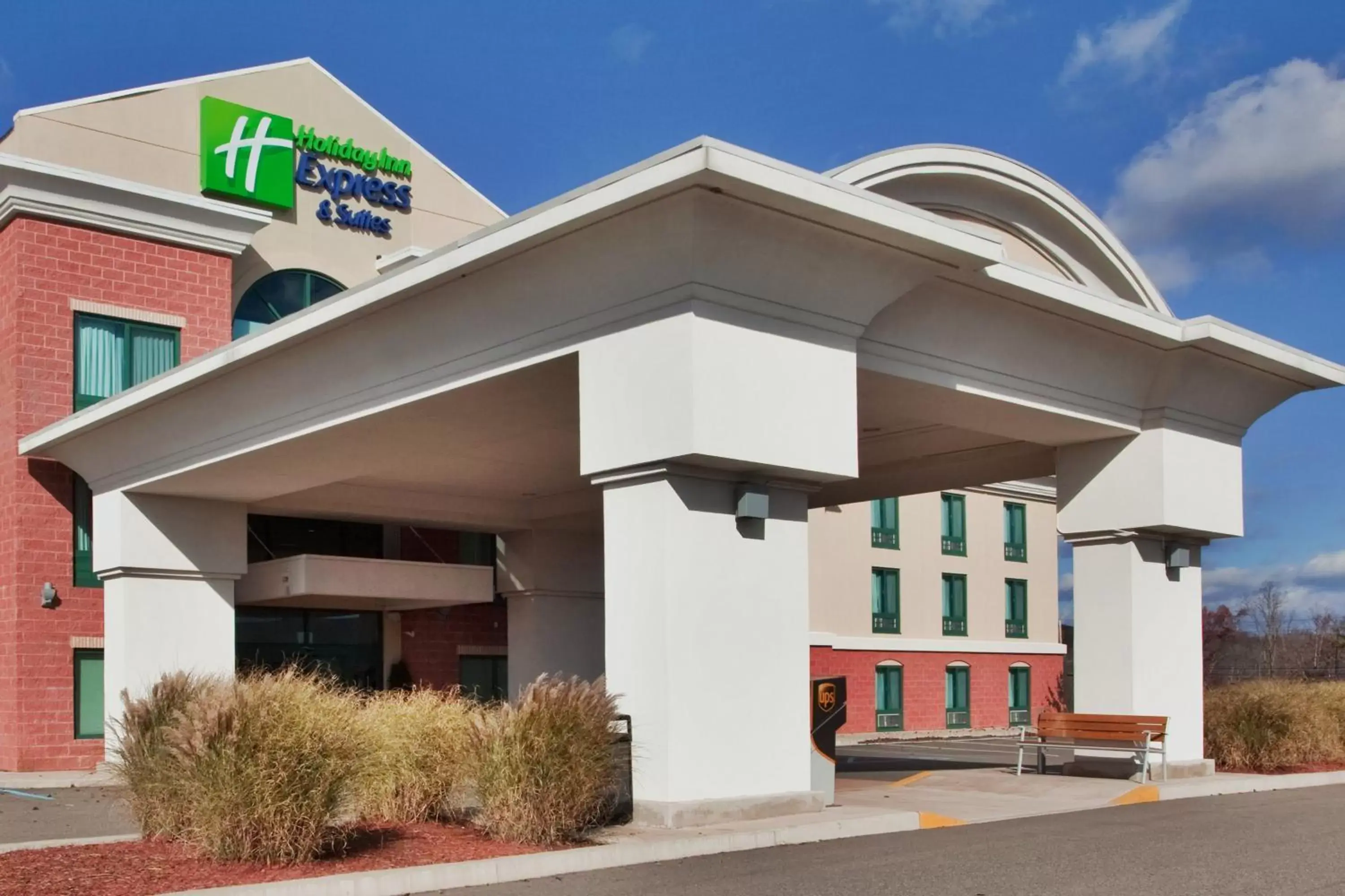 Property Building in Holiday Inn Express Hotel & Suites Drums-Hazelton, an IHG Hotel