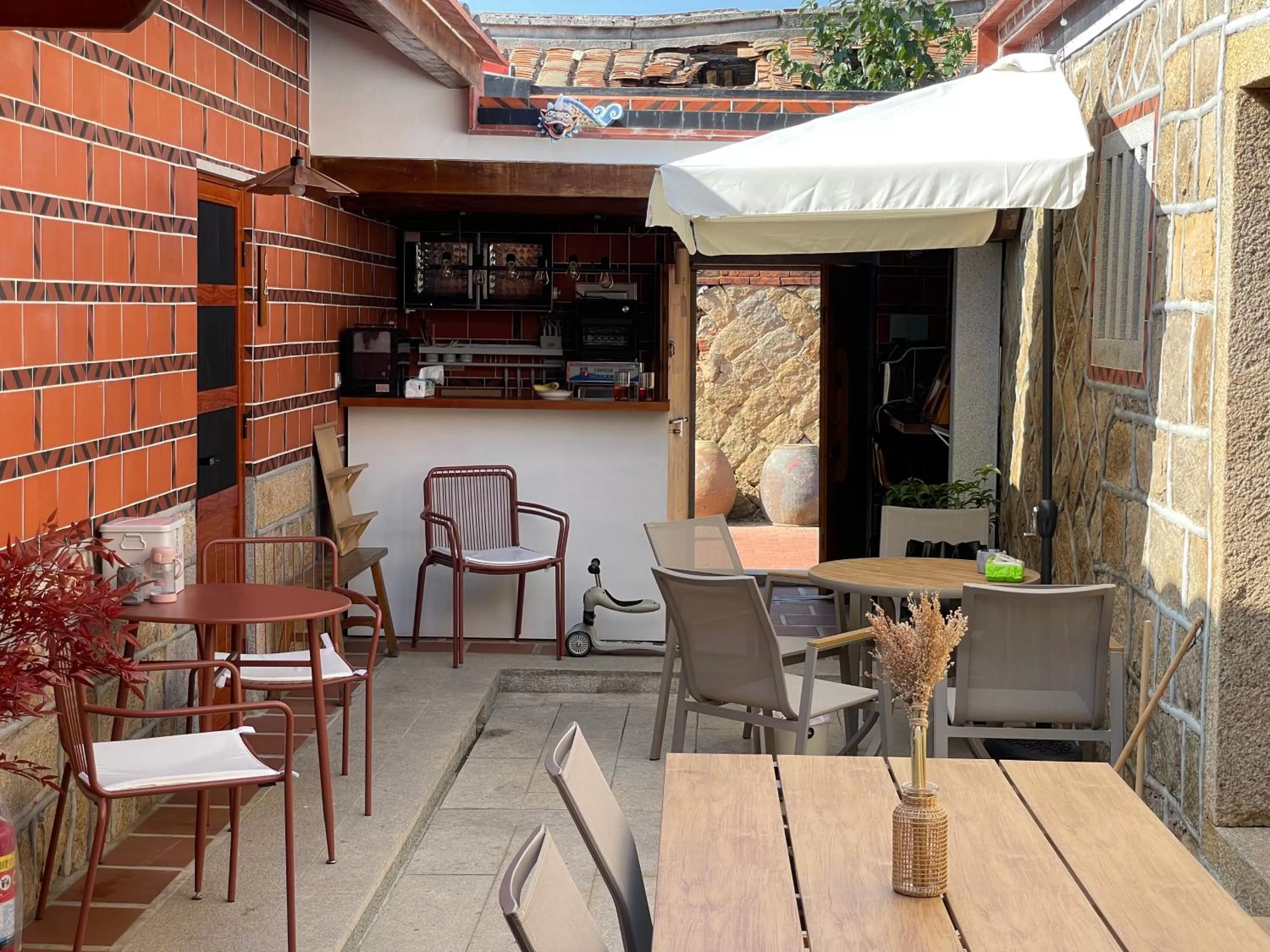 Patio in Zhu Shan Xian Ting