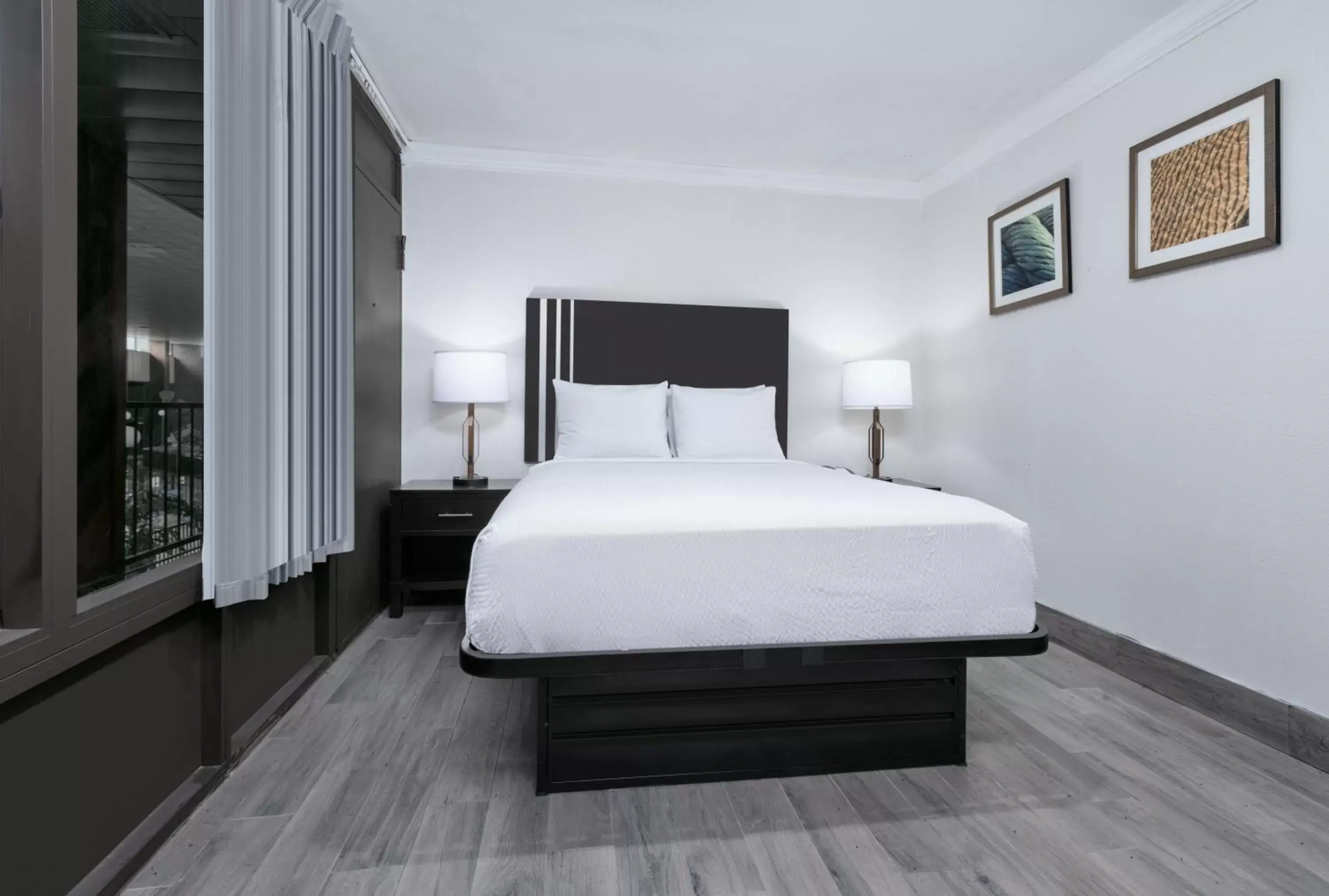 Bed in Ramada by Wyndham Gulfport I-10 Diamondhead