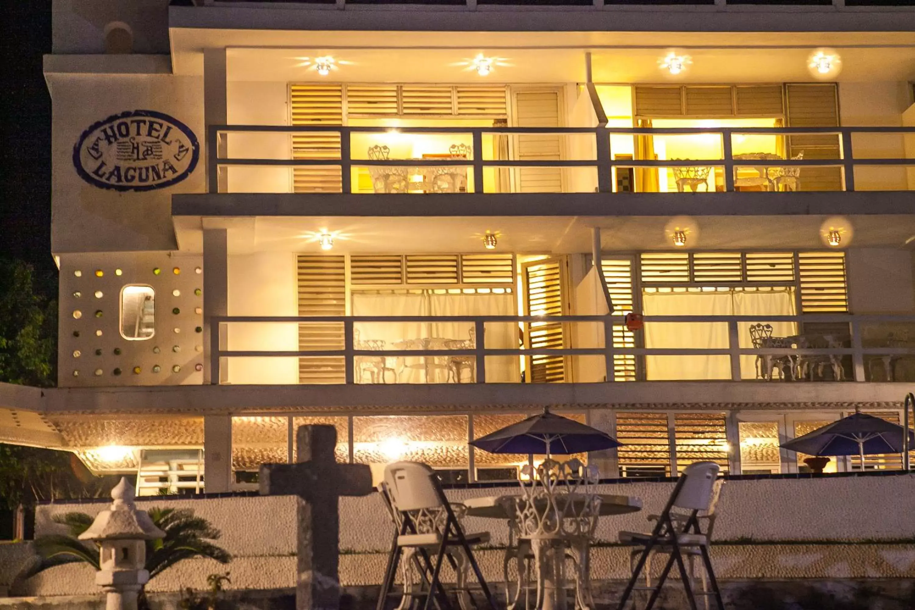 Patio in Hotel Laguna Bacalar