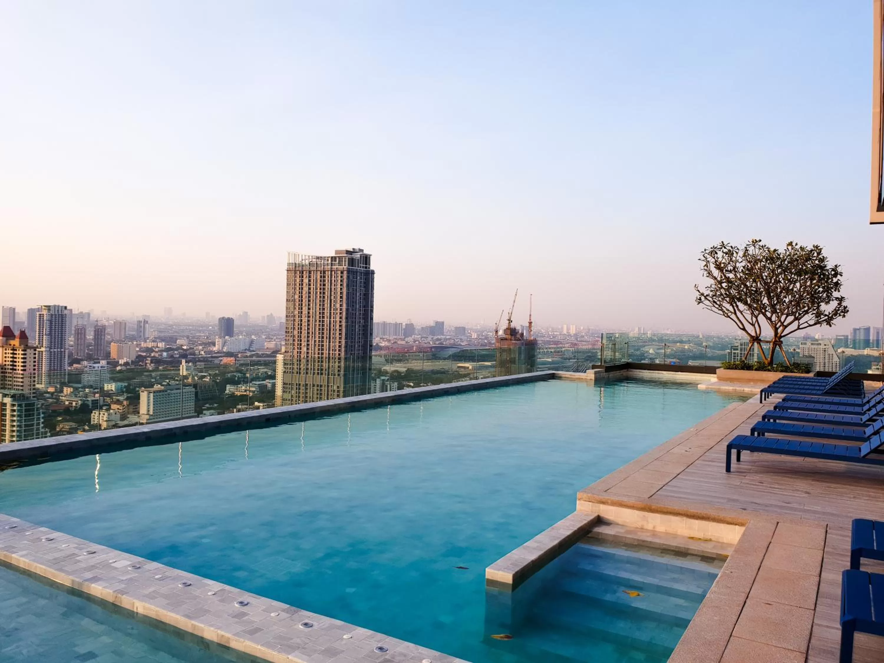 Swimming pool in The Quarter Ari by UHG