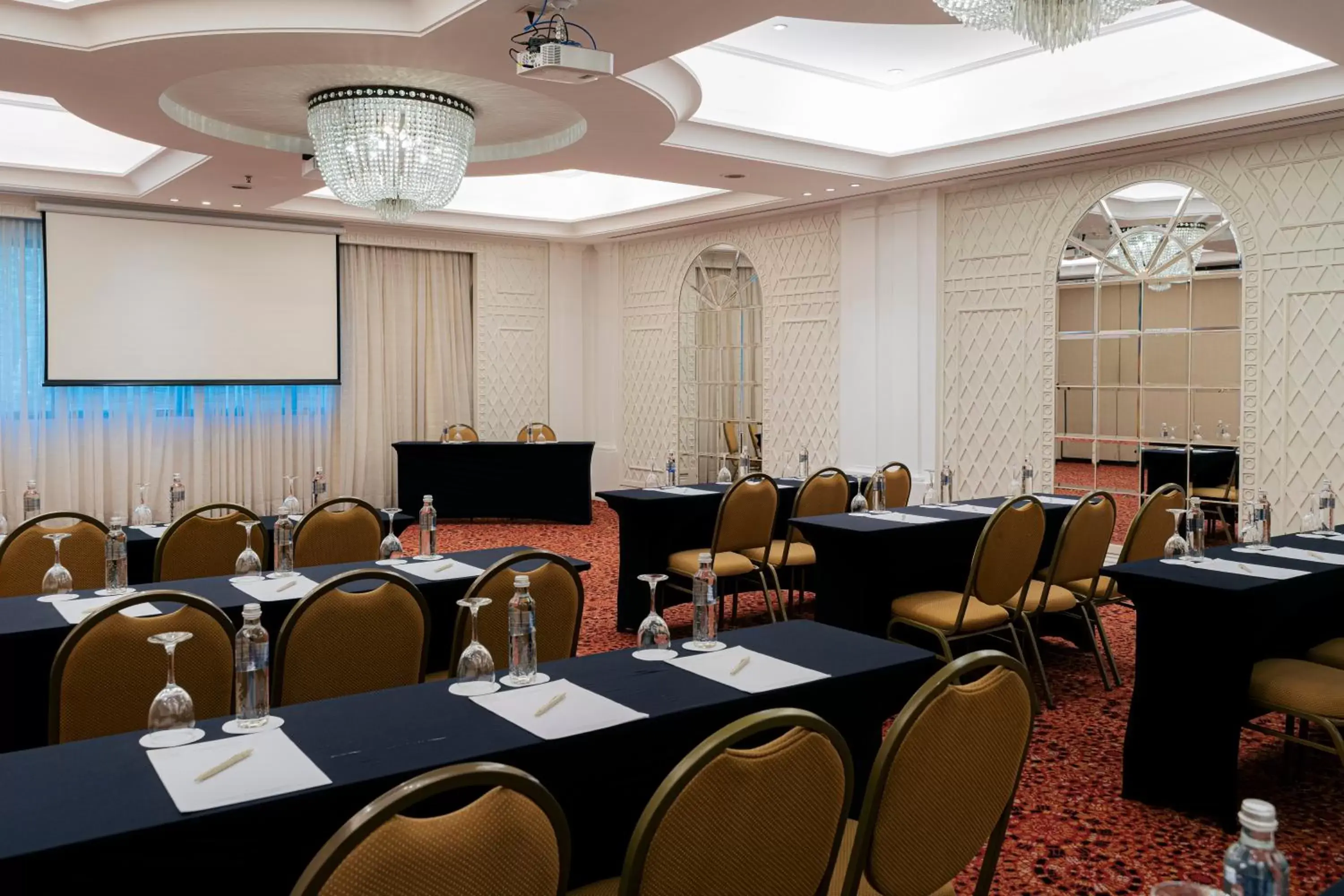 Meeting/conference room in Grand Mercure Sao Paulo Ibirapuera