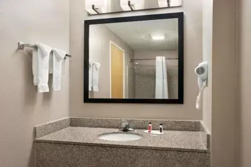 Bathroom in Days Inn & Suites by Wyndham Murfreesboro