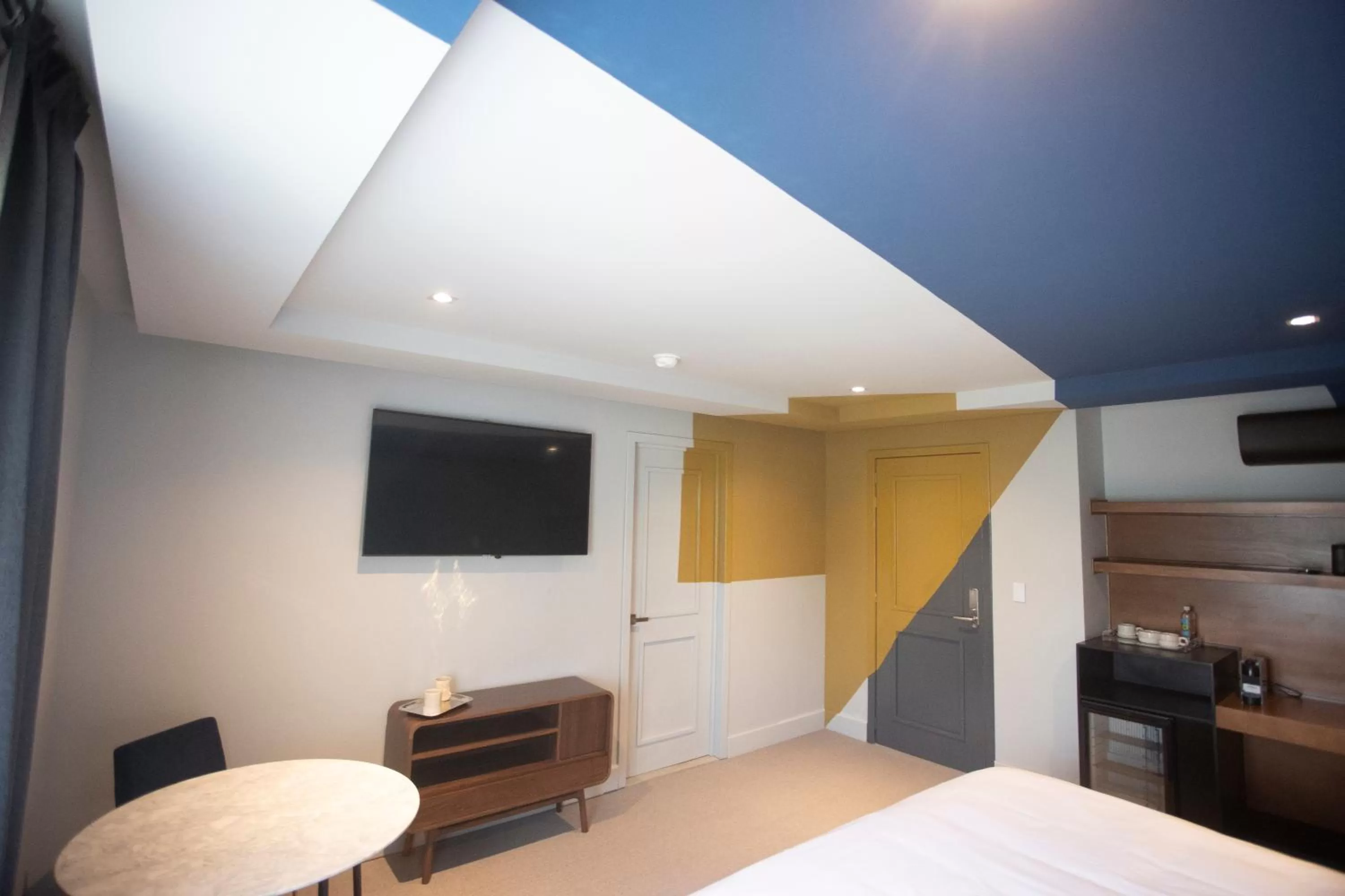 Photo of the whole room, TV/Entertainment Center in Matiana Morelos