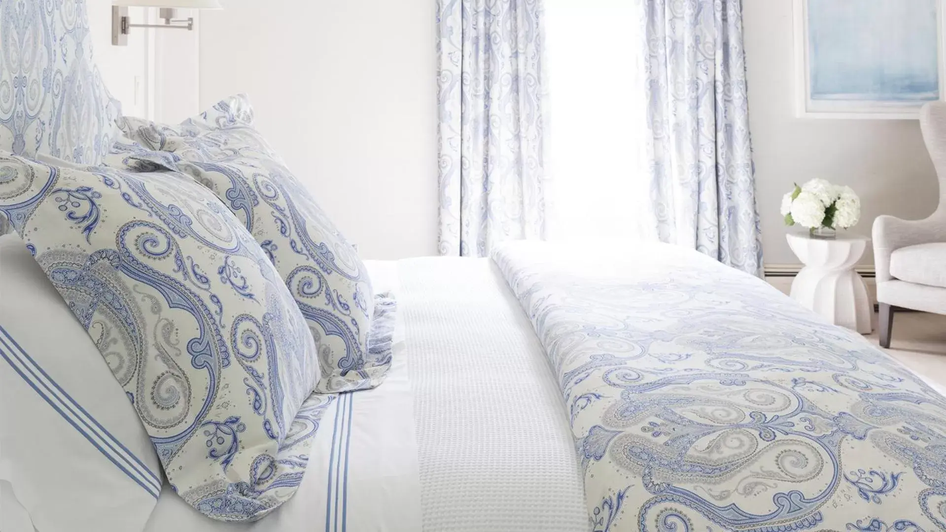 Bedroom, Bed in 33 Main Bedroom, Bed in 33 Main