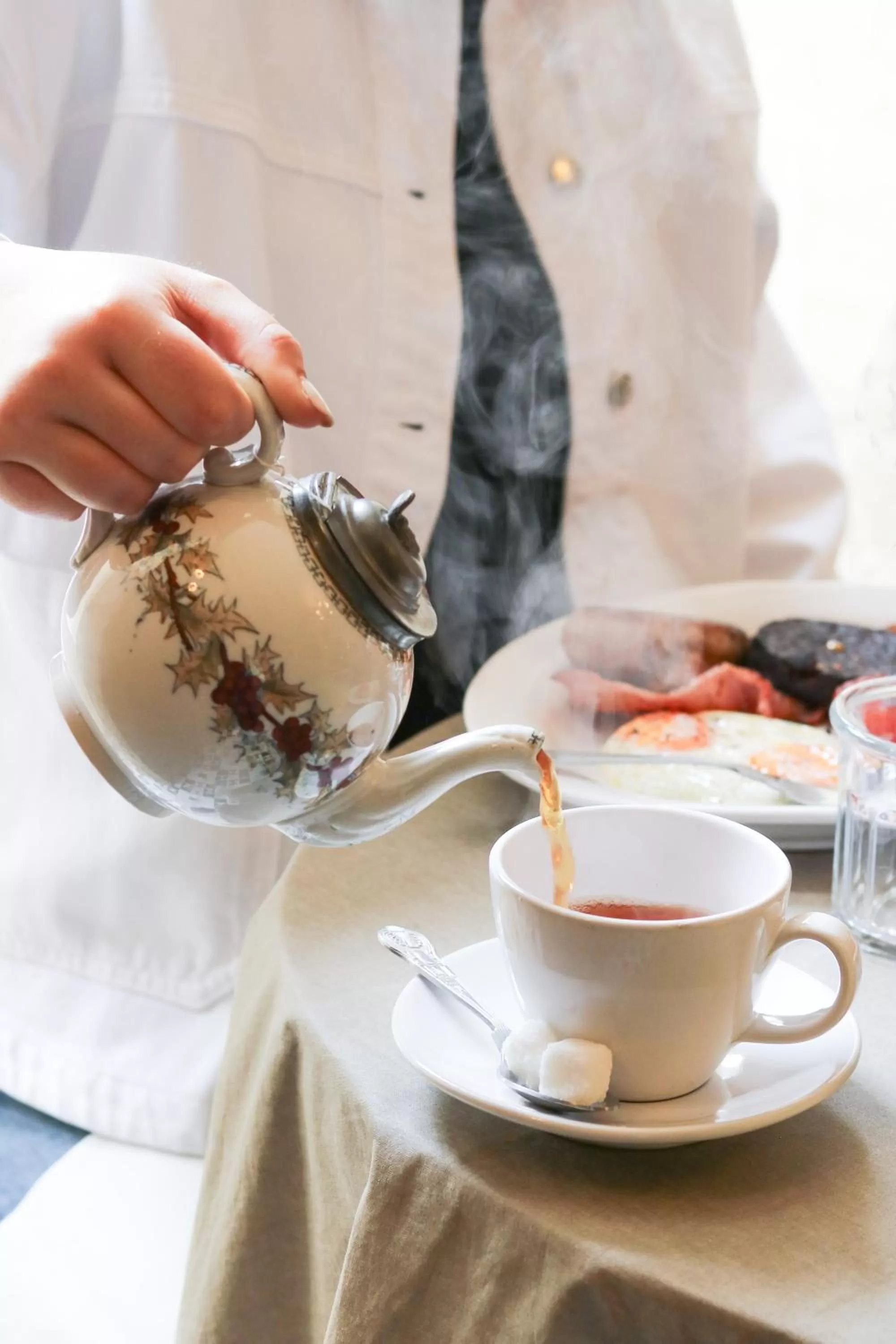 Coffee/tea facilities in Fleur de Lys Bampton