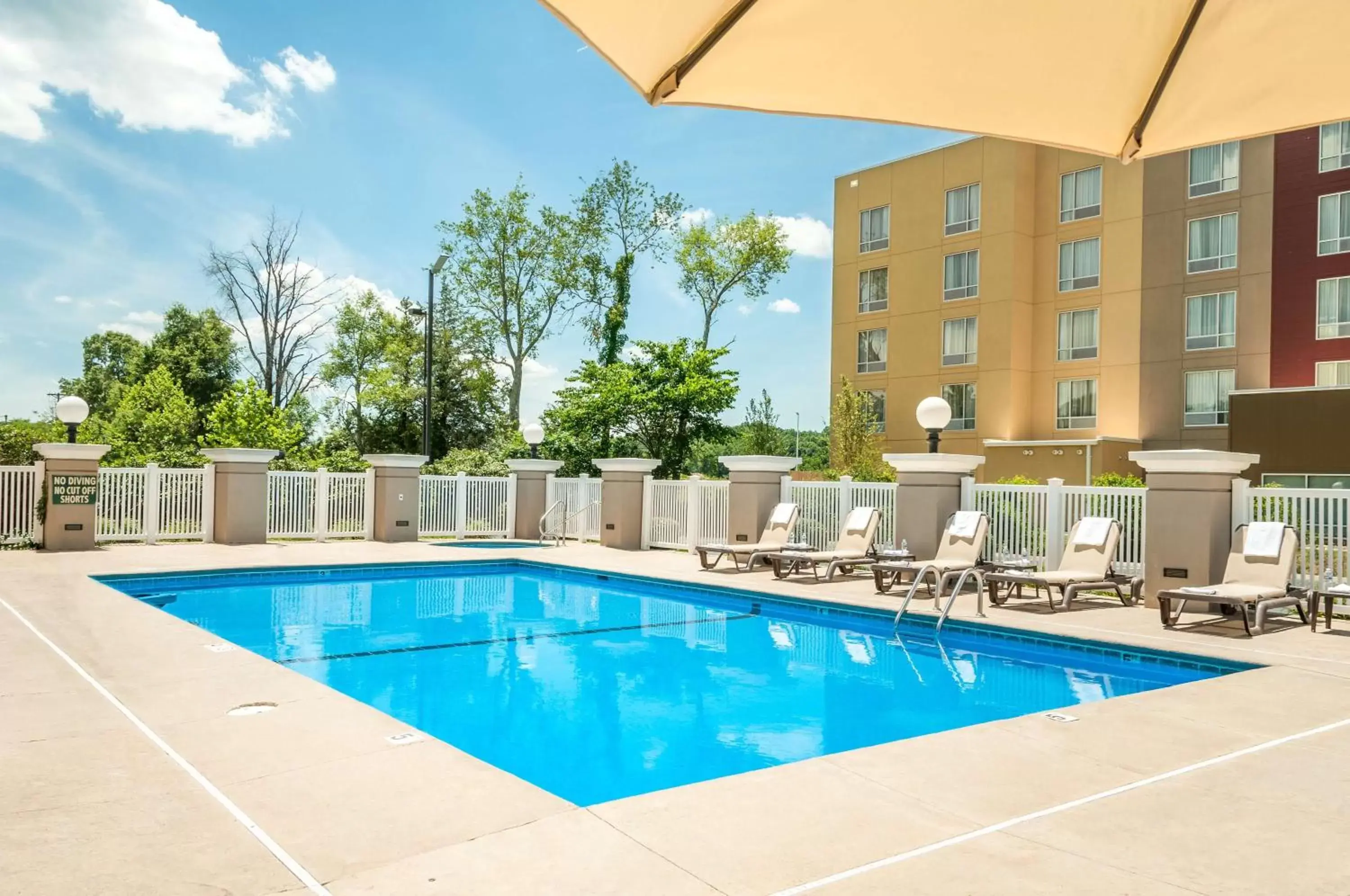 Activities, Swimming Pool in Country Inn & Suites by Radisson, Cookeville, TN