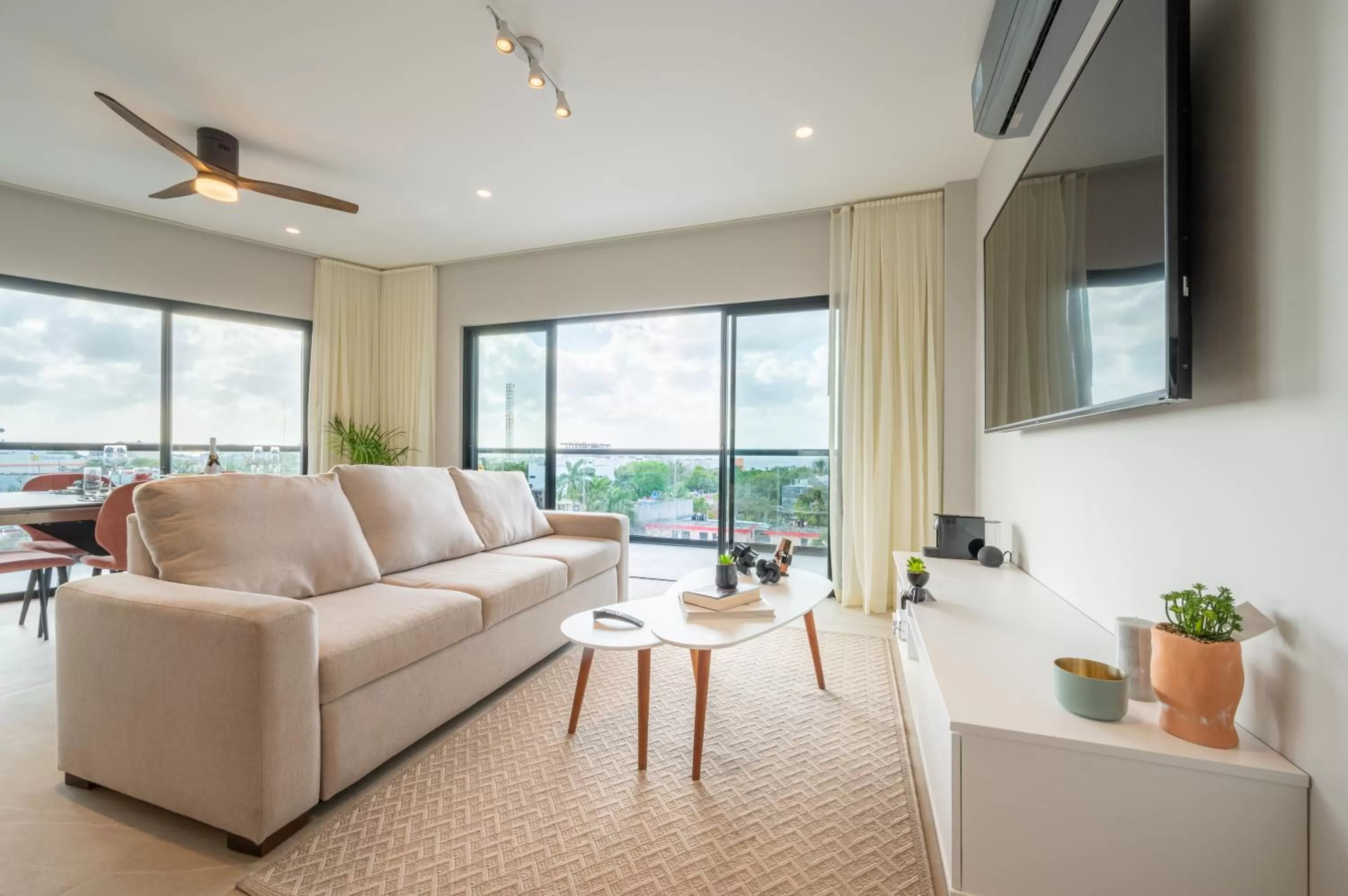 TV and multimedia in Kippal - Modern Oasis - ApartHotel