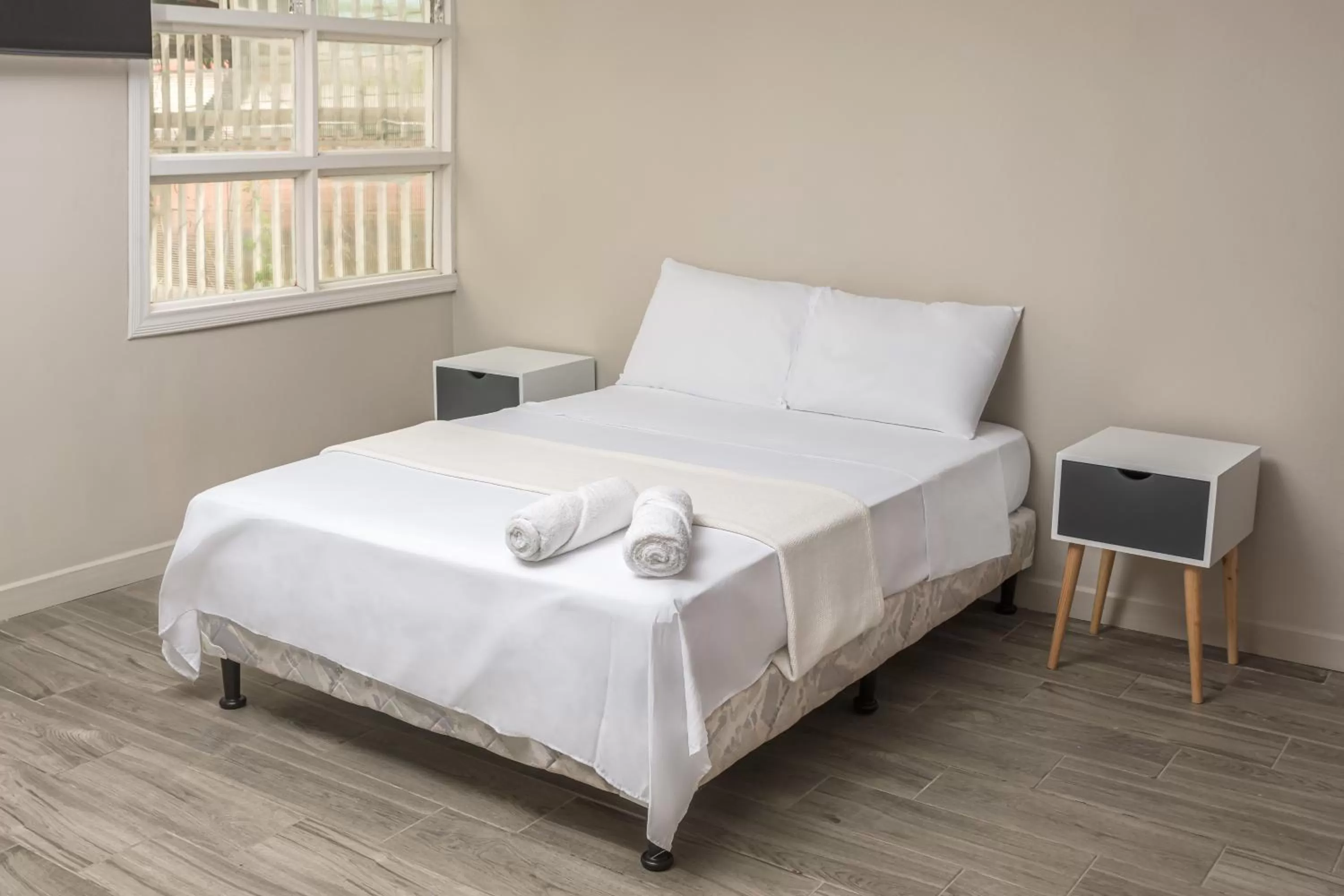 Bed in Otoya Downtown