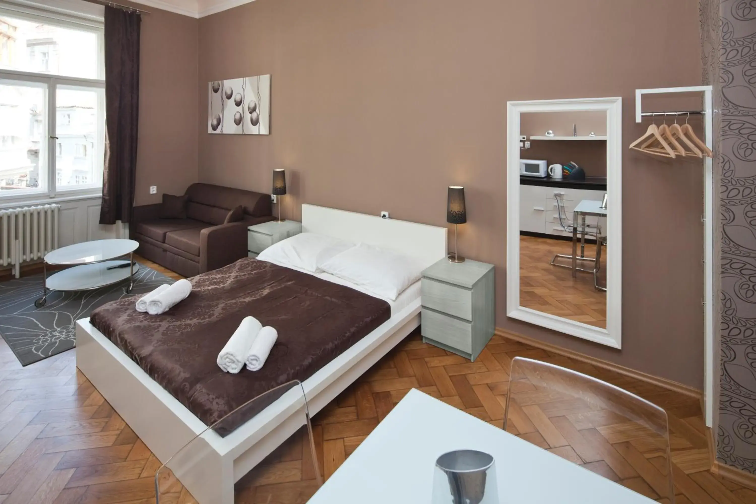 Bed in Old Town - Dusni Apartments