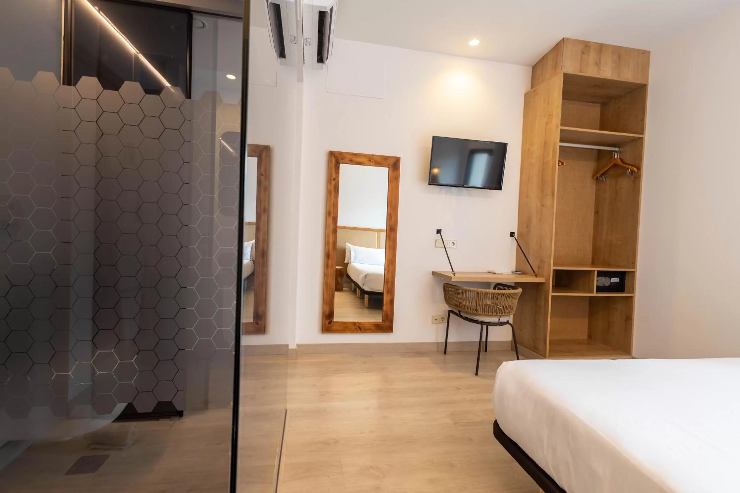 TV and multimedia, TV/Entertainment Center in Play Hotel Ibiza - Adults Only