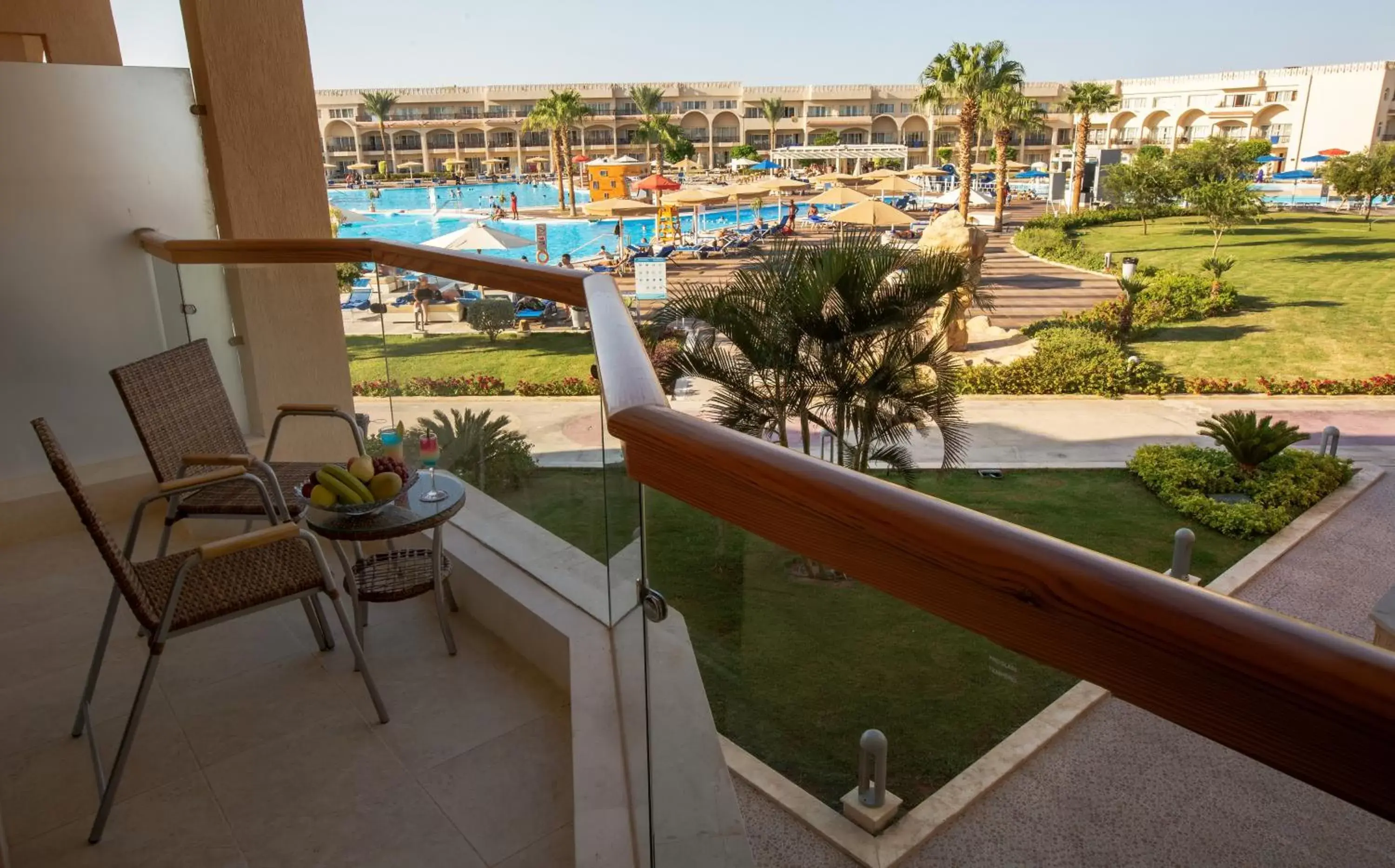 Pool view, Balcony/Terrace in Pickalbatros Royal Moderna Sharm "Aqua Park"