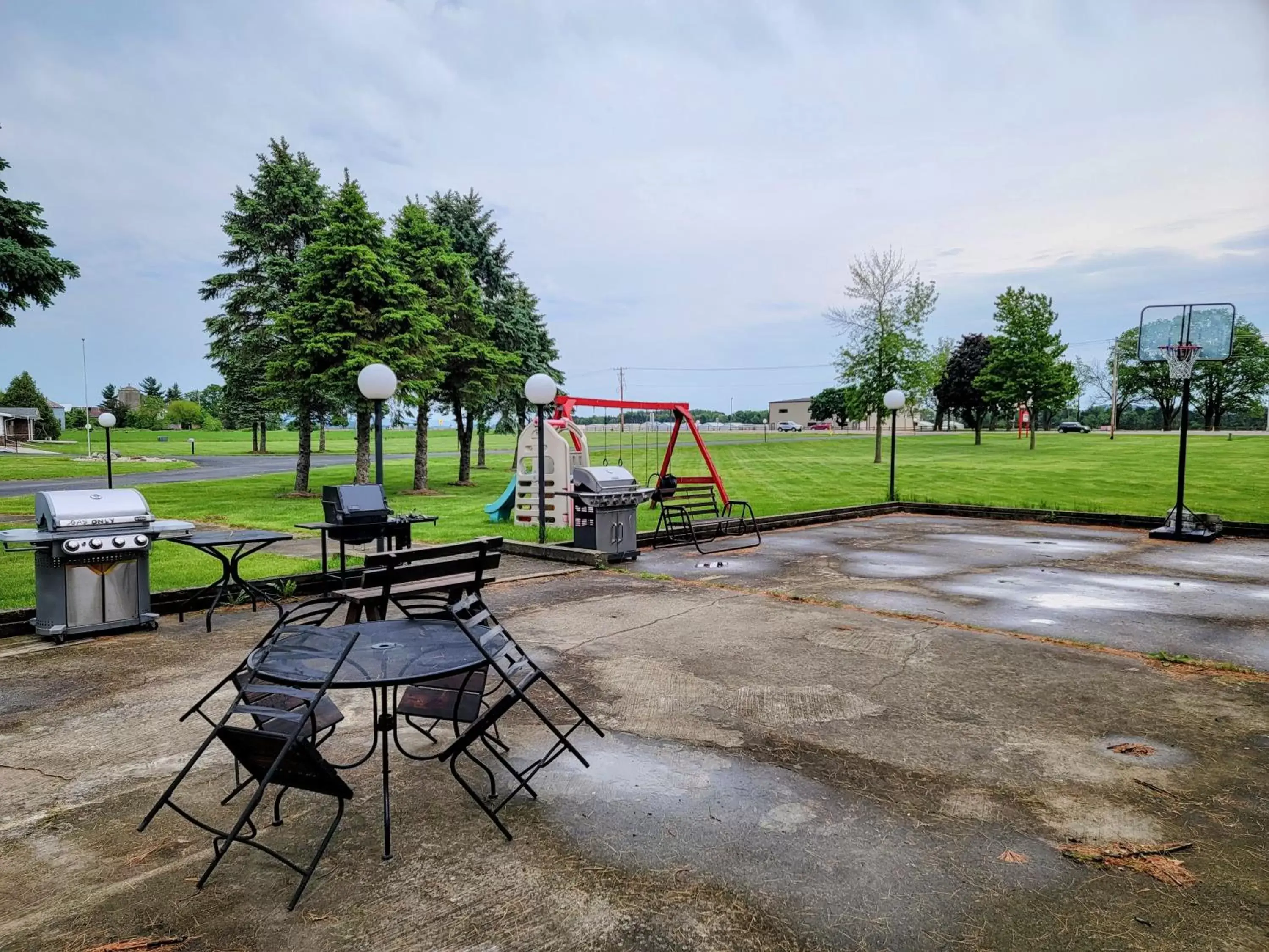 Patio in Skyview Motel - Prairie du Sac