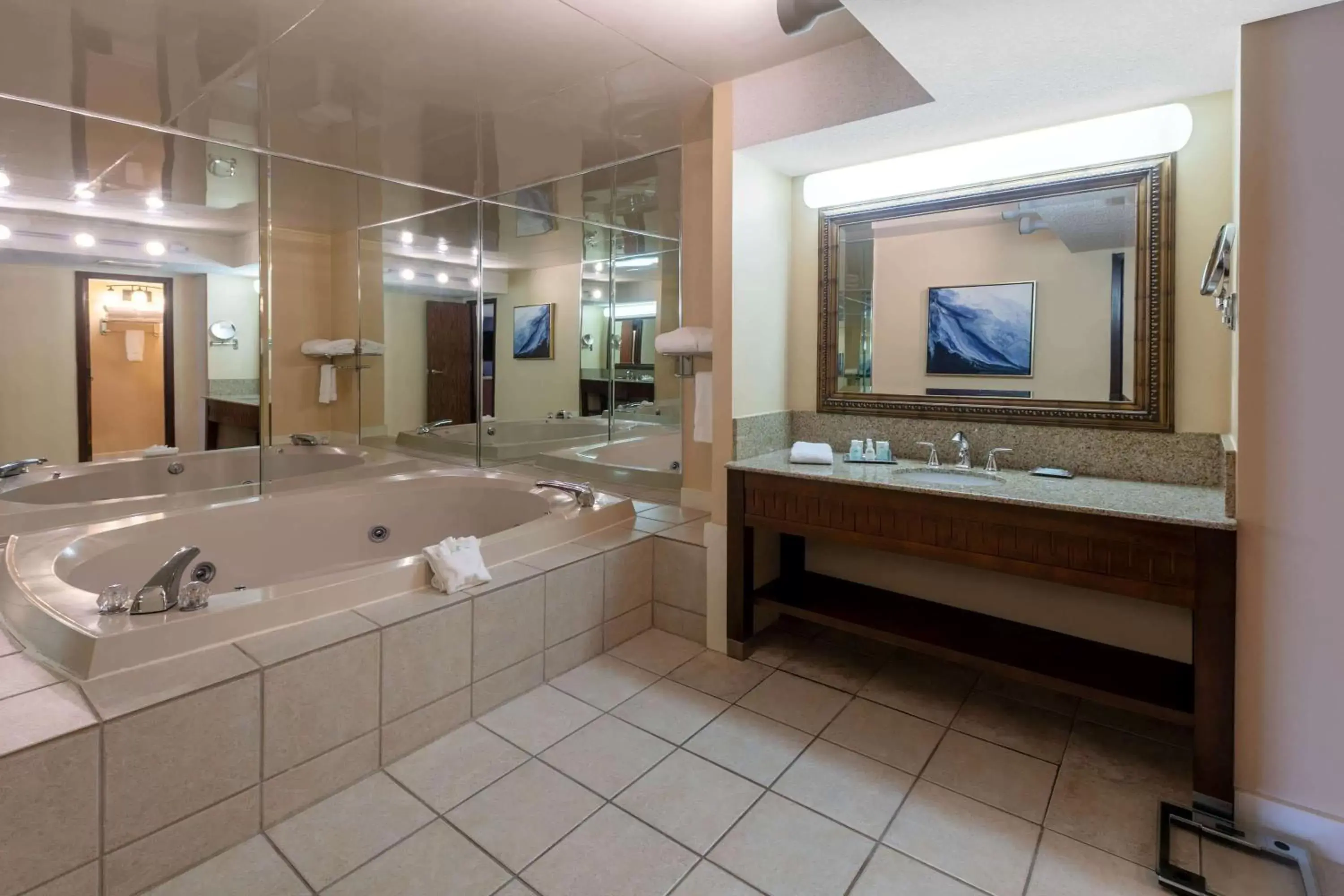 Photo of the whole room, Bathroom in Wyndham Riverfront Hotel