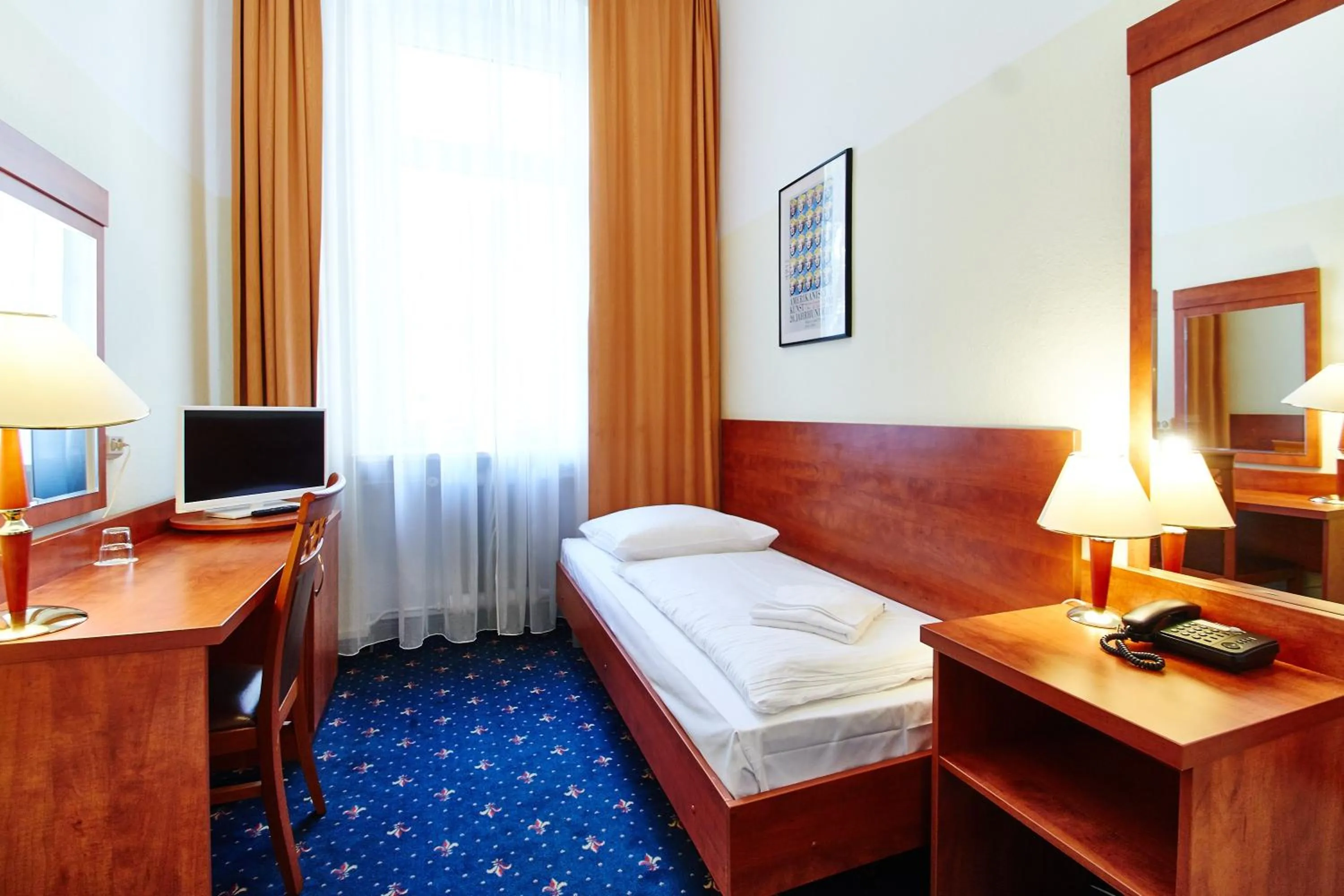 Photo of the whole room, Bed in Hotel Europa City