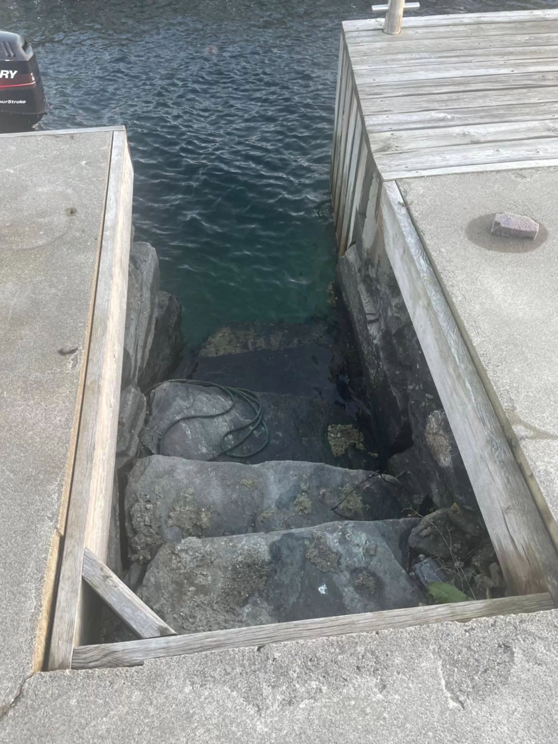 Swimming pool in RoaldsPiren Stavanger