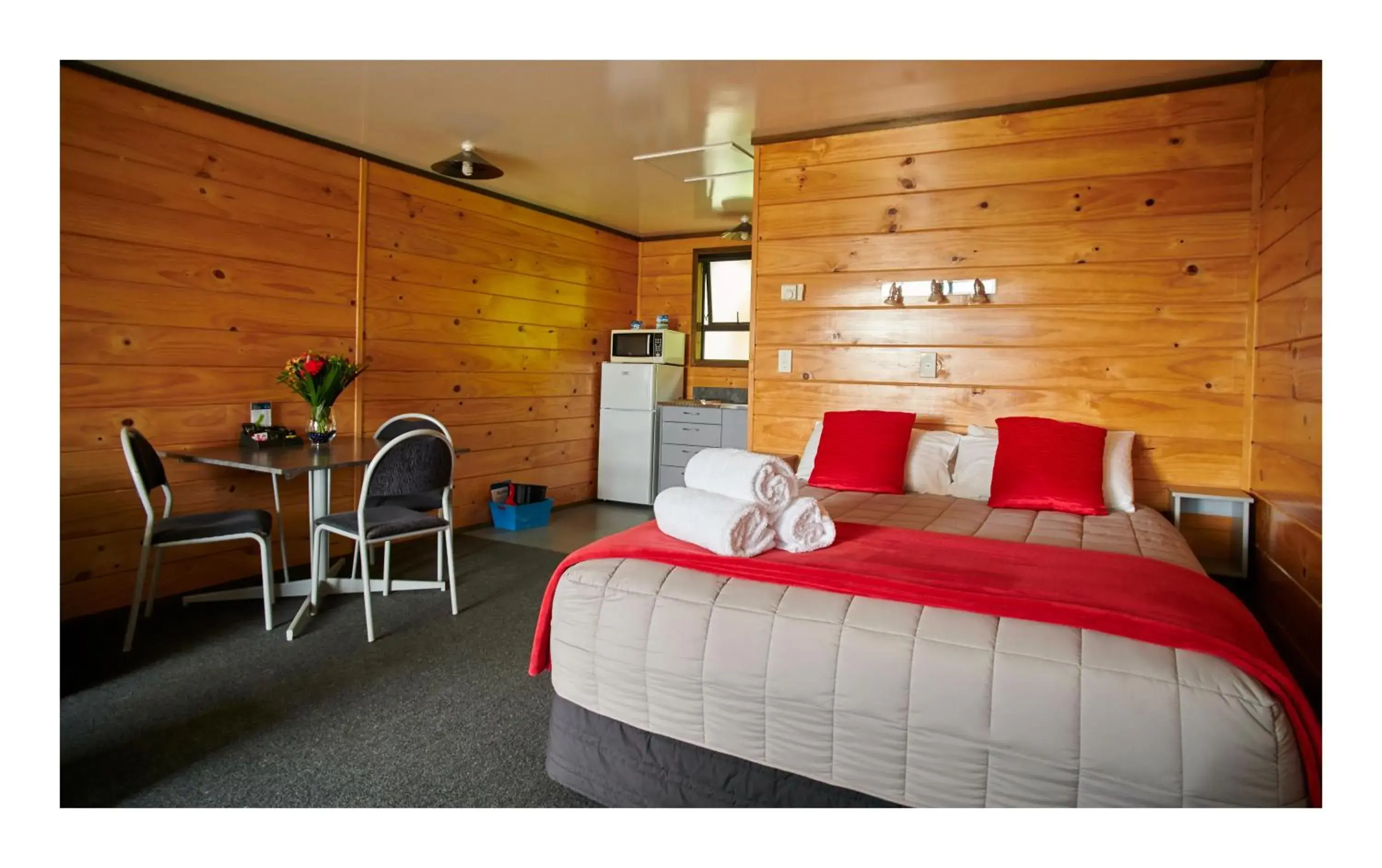 Bed in Greymouth Seaside TOP 10 Holiday Park