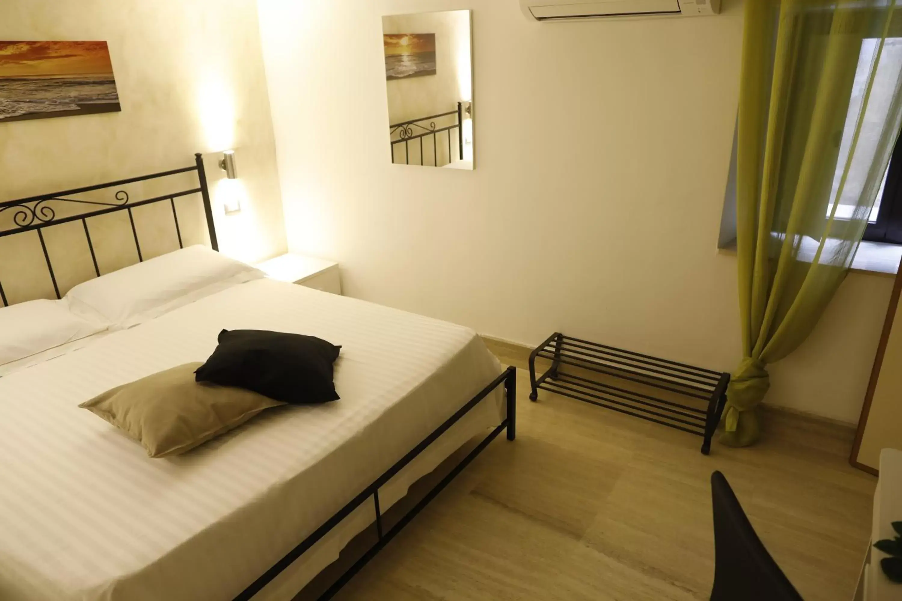 Economy Double Room in B&B Liberty 900 Economy Double Room in B&B Liberty 900