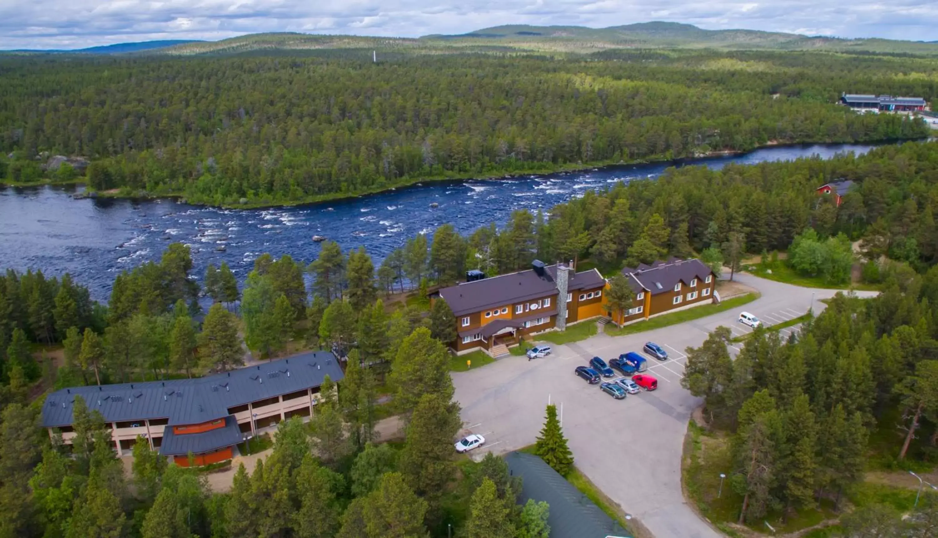 Facade/entrance, Bird's-eye View in Wilderness Hotel Juutua