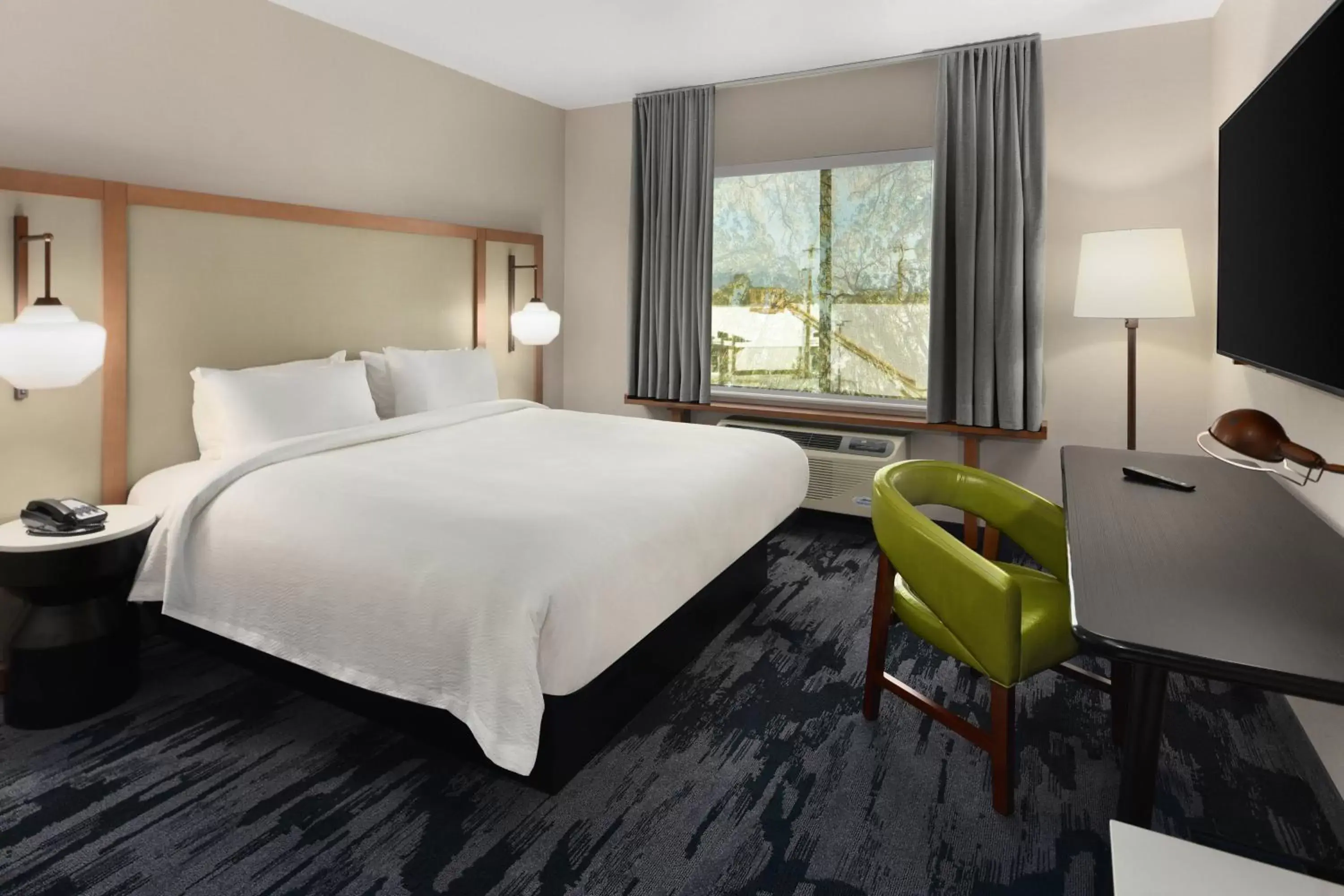 Photo of the whole room, Bed in Fairfield by Marriott Inn & Suites Anaheim Los Alamitos