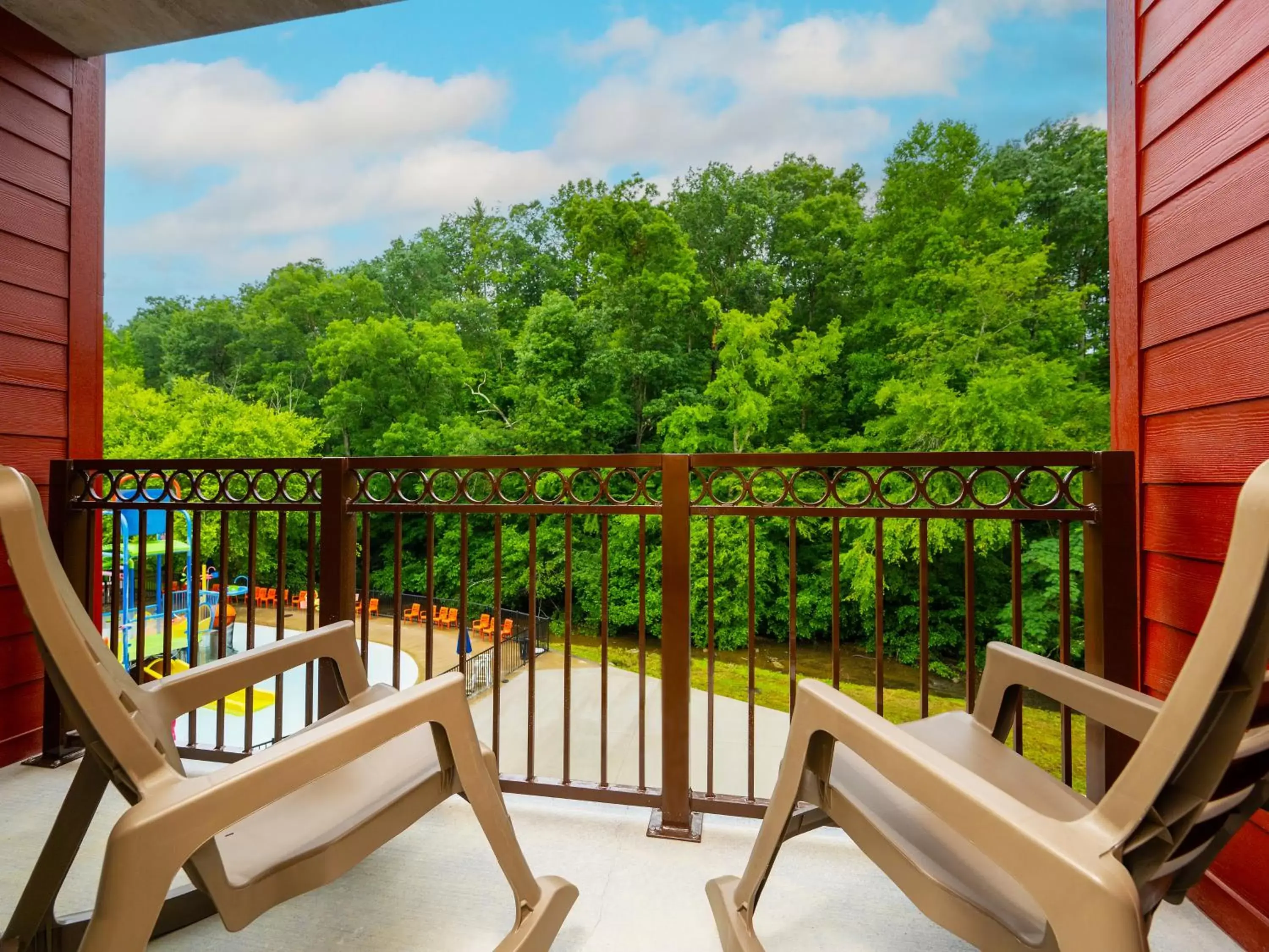 View (from property/room), Balcony/Terrace in Country Cascades Waterpark Resort