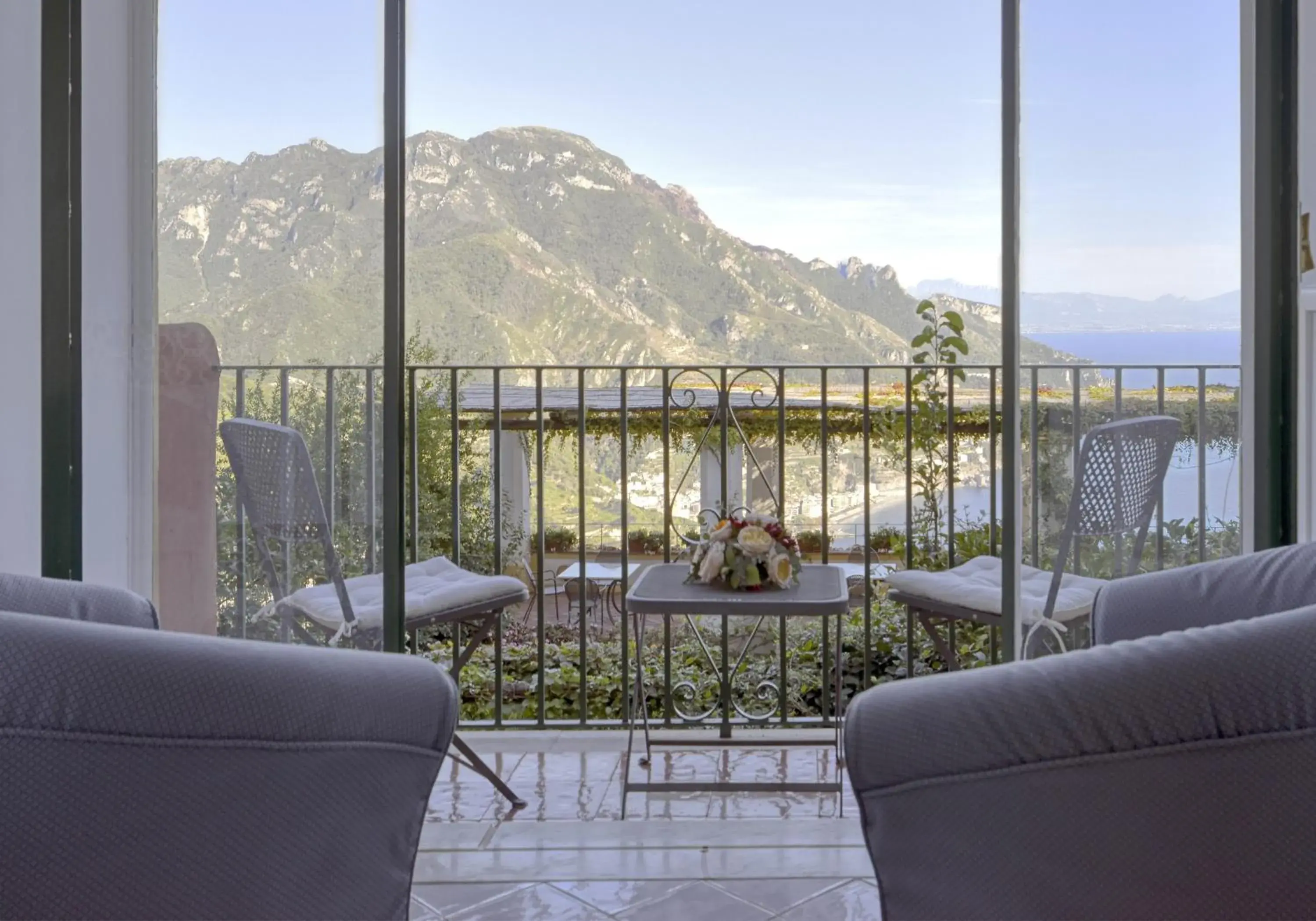 Balcony/Terrace, Mountain View in Palazzo Confalone