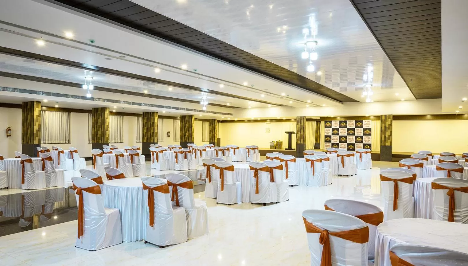Banquet/Function facilities, Banquet Facilities in Hotel Laxmi Empire