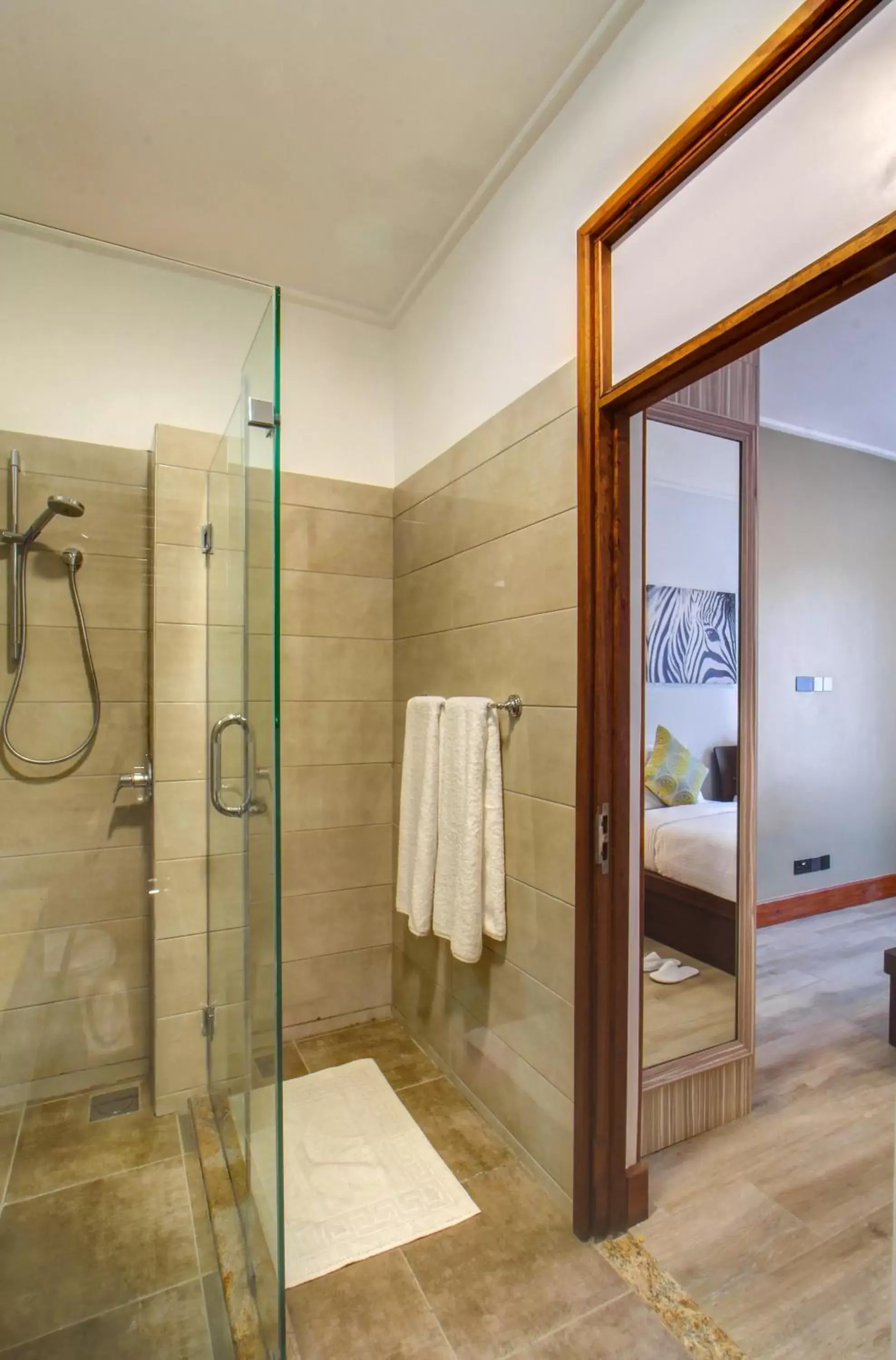 Shower, Bathroom in Executive Residency by Best Western Nairobi