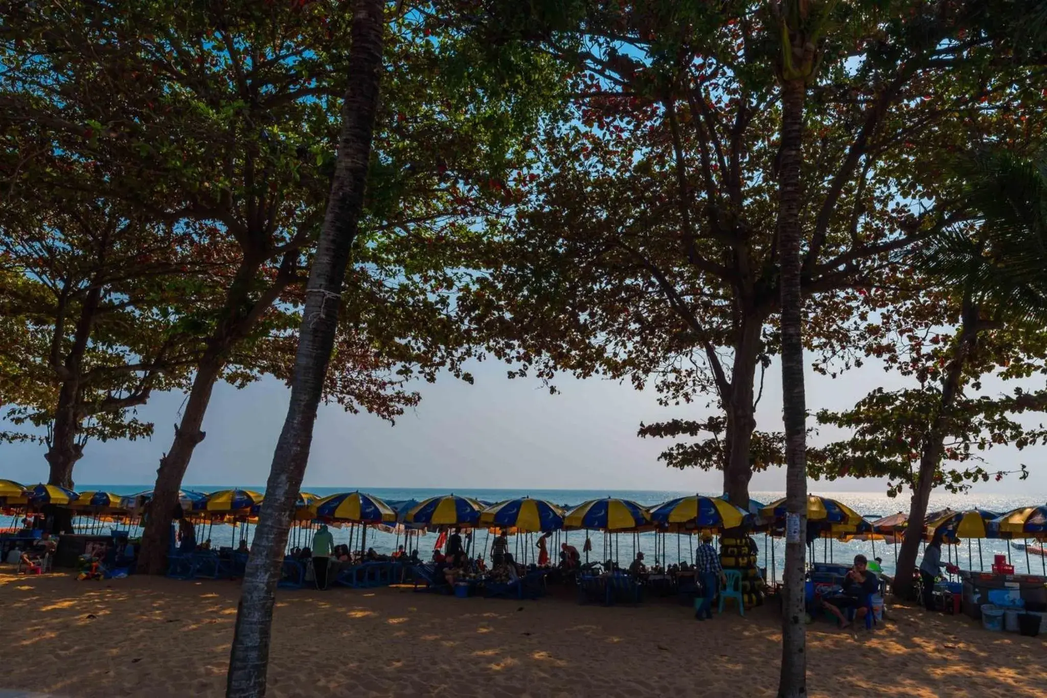 Beach in Jomtien Boathouse