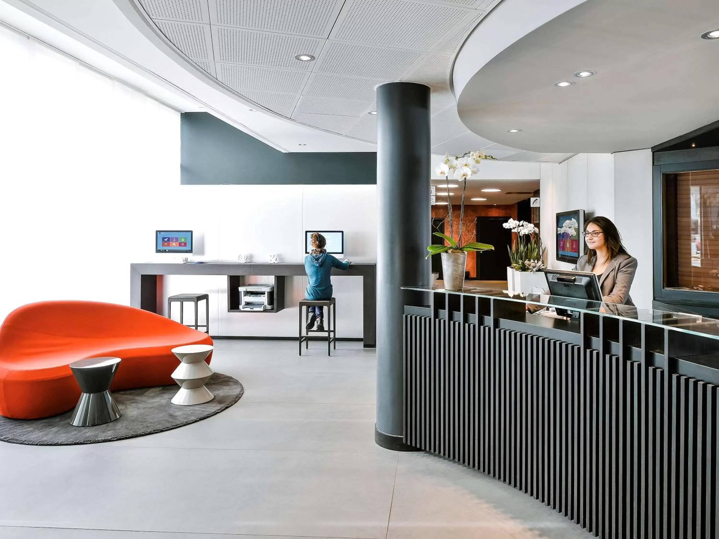 Property building, Lobby/Reception in Novotel Suites Genève Aéroport
