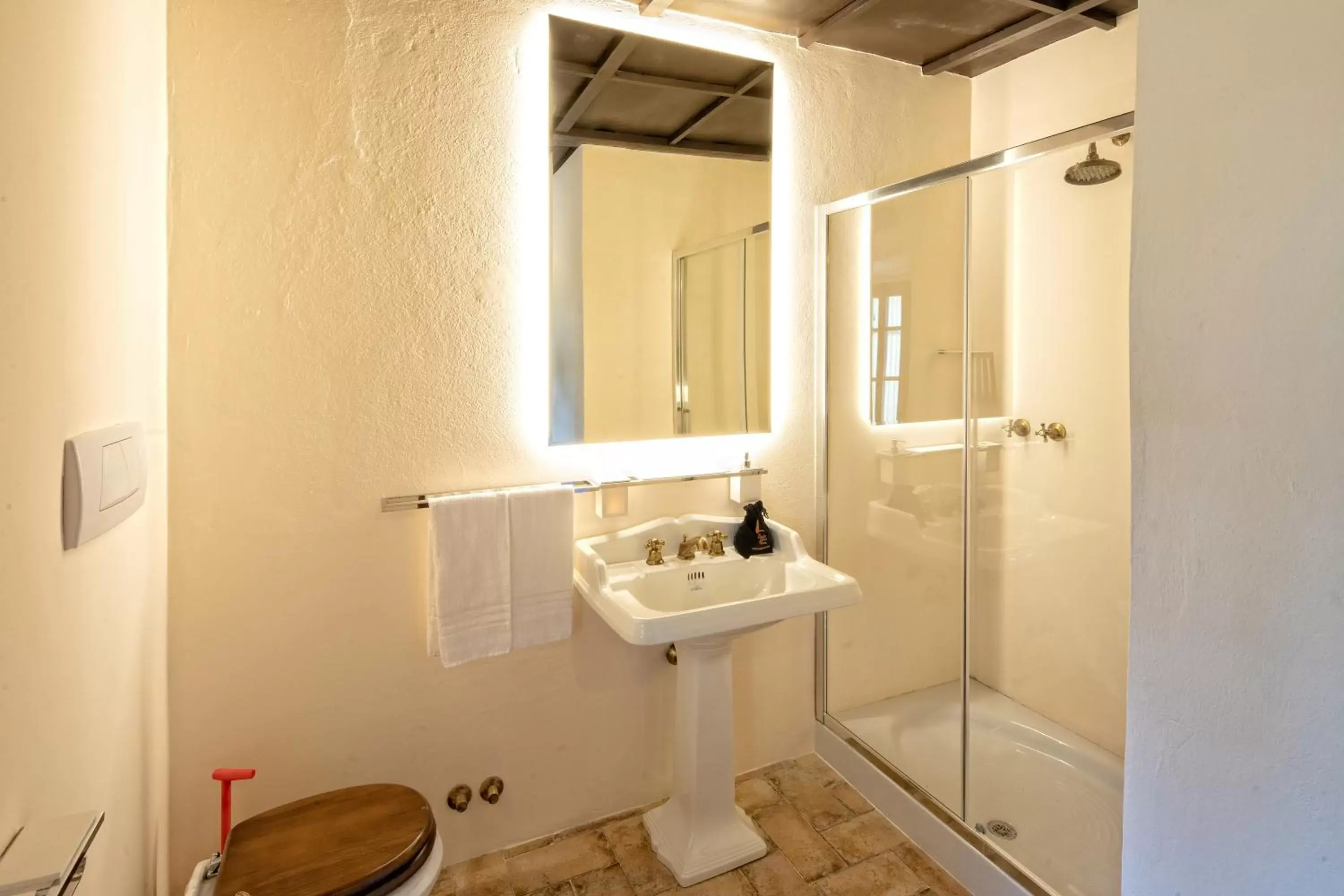 Bathroom in La Loggia Historic Resort