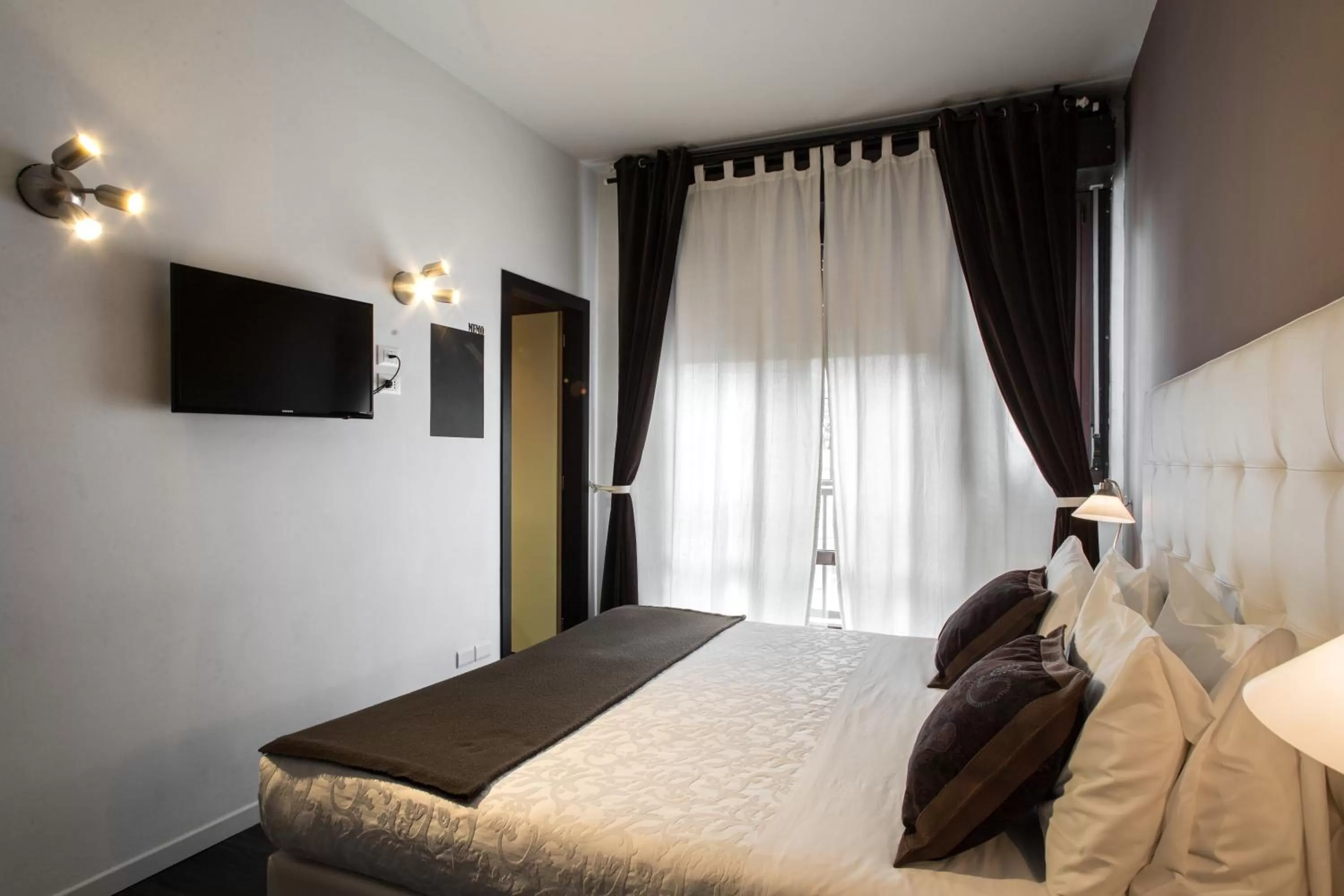 Executive Double or Twin Room in Hotel Mirage