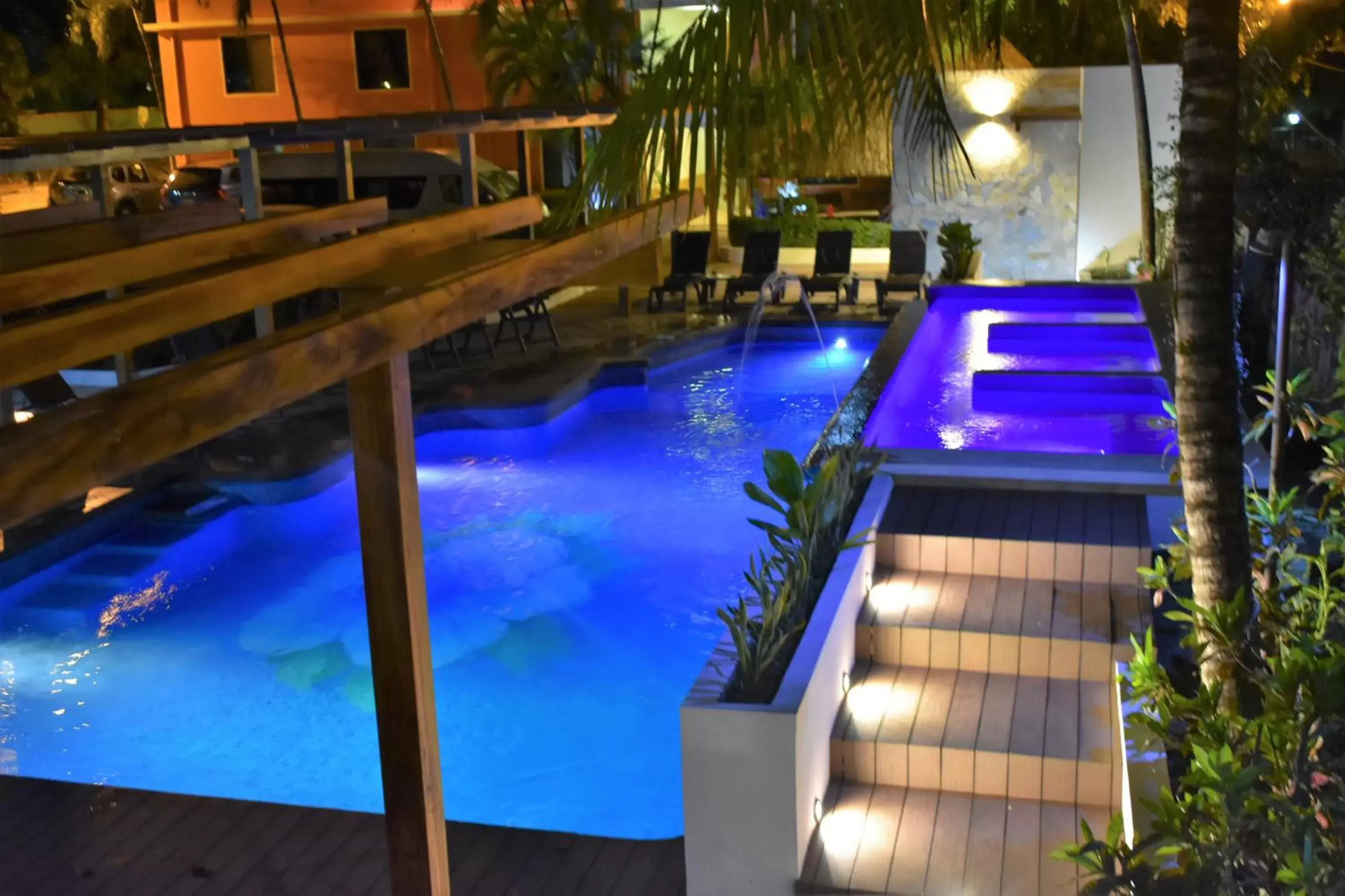 Night, Swimming Pool in Hotel Maya Tulipanes Palenque