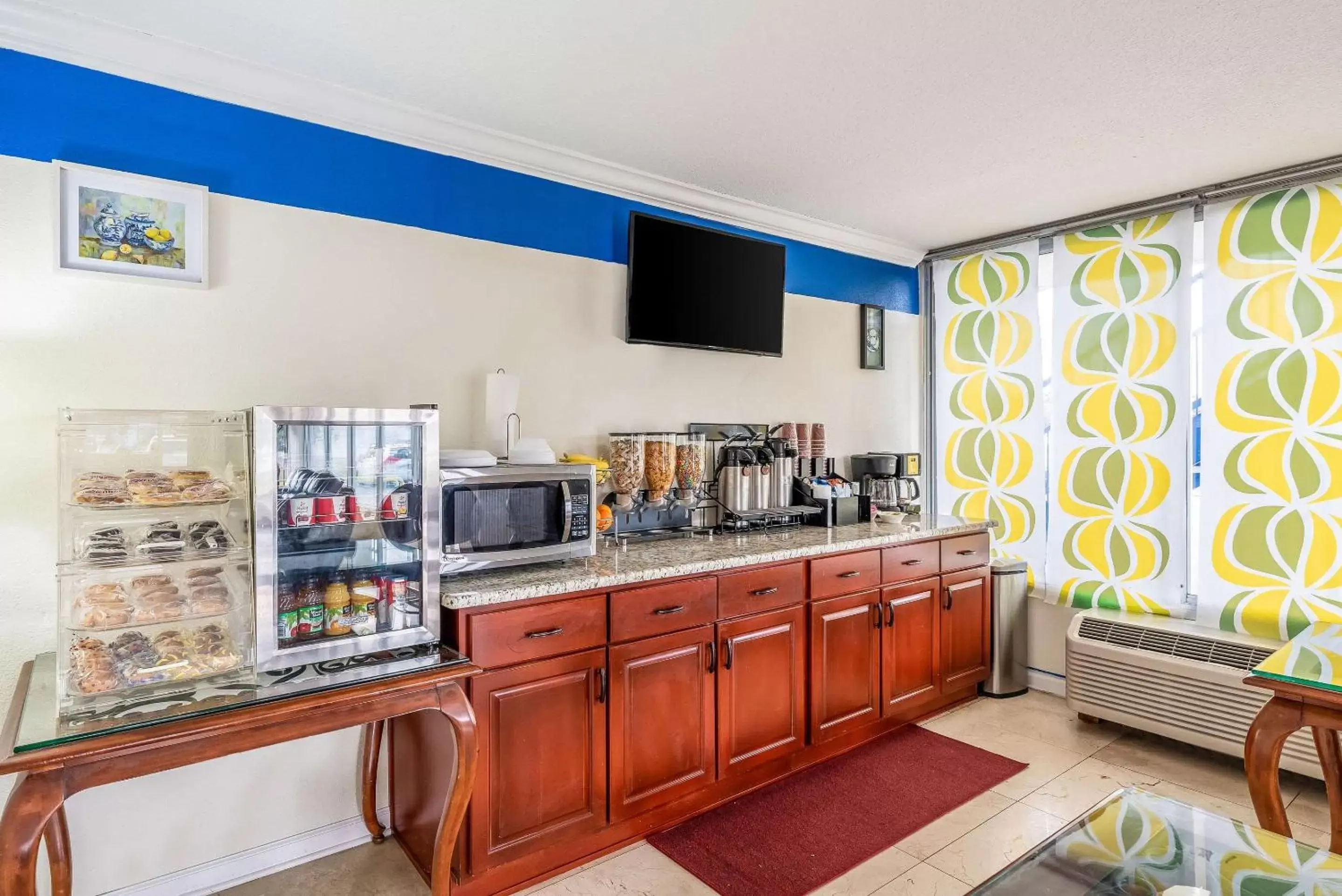 Restaurant/places to eat in Rodeway Inn Restaurant/places to eat in Rodeway Inn