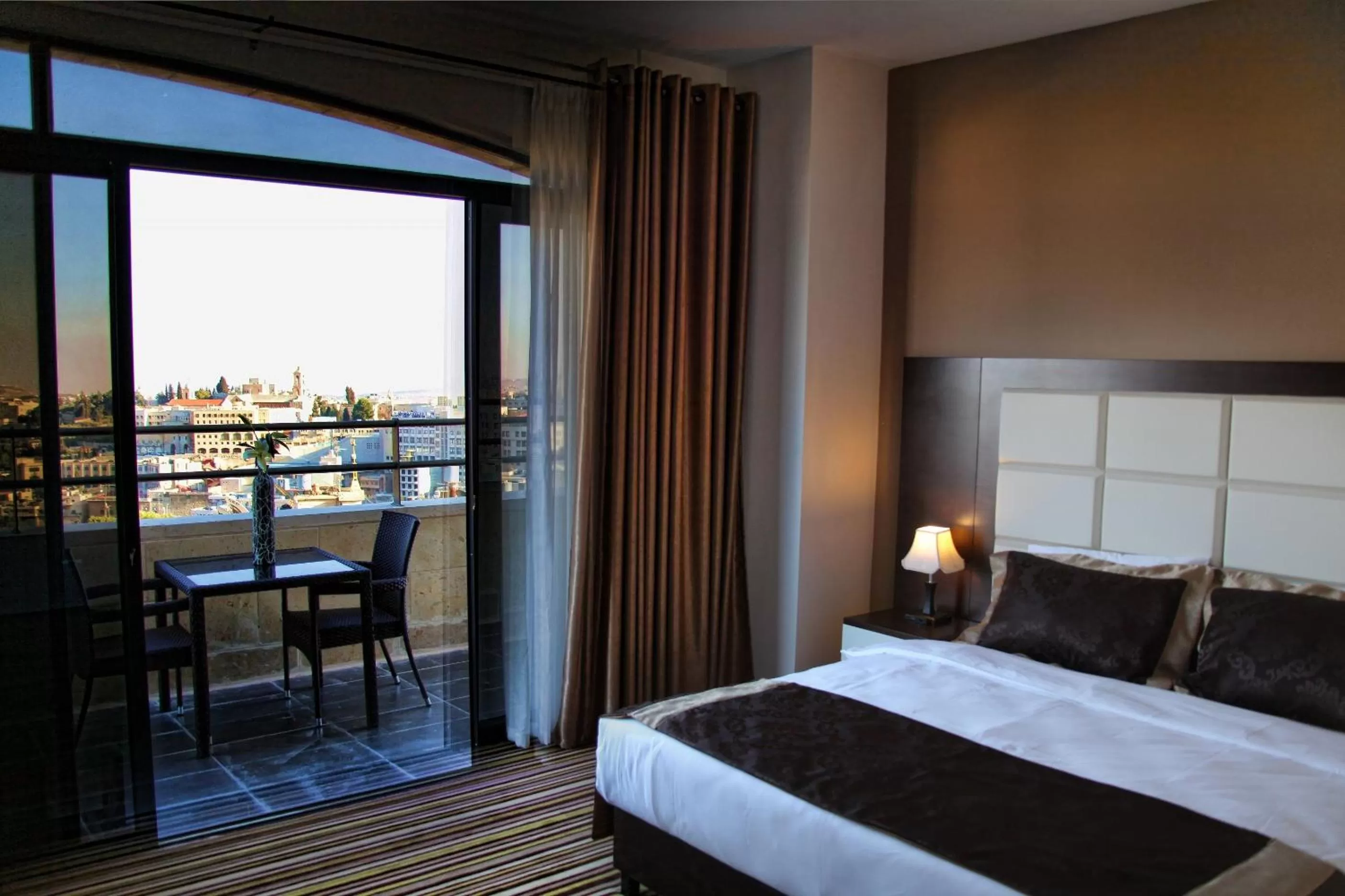 Bed in Ambassador City Hotel - Bethlehem